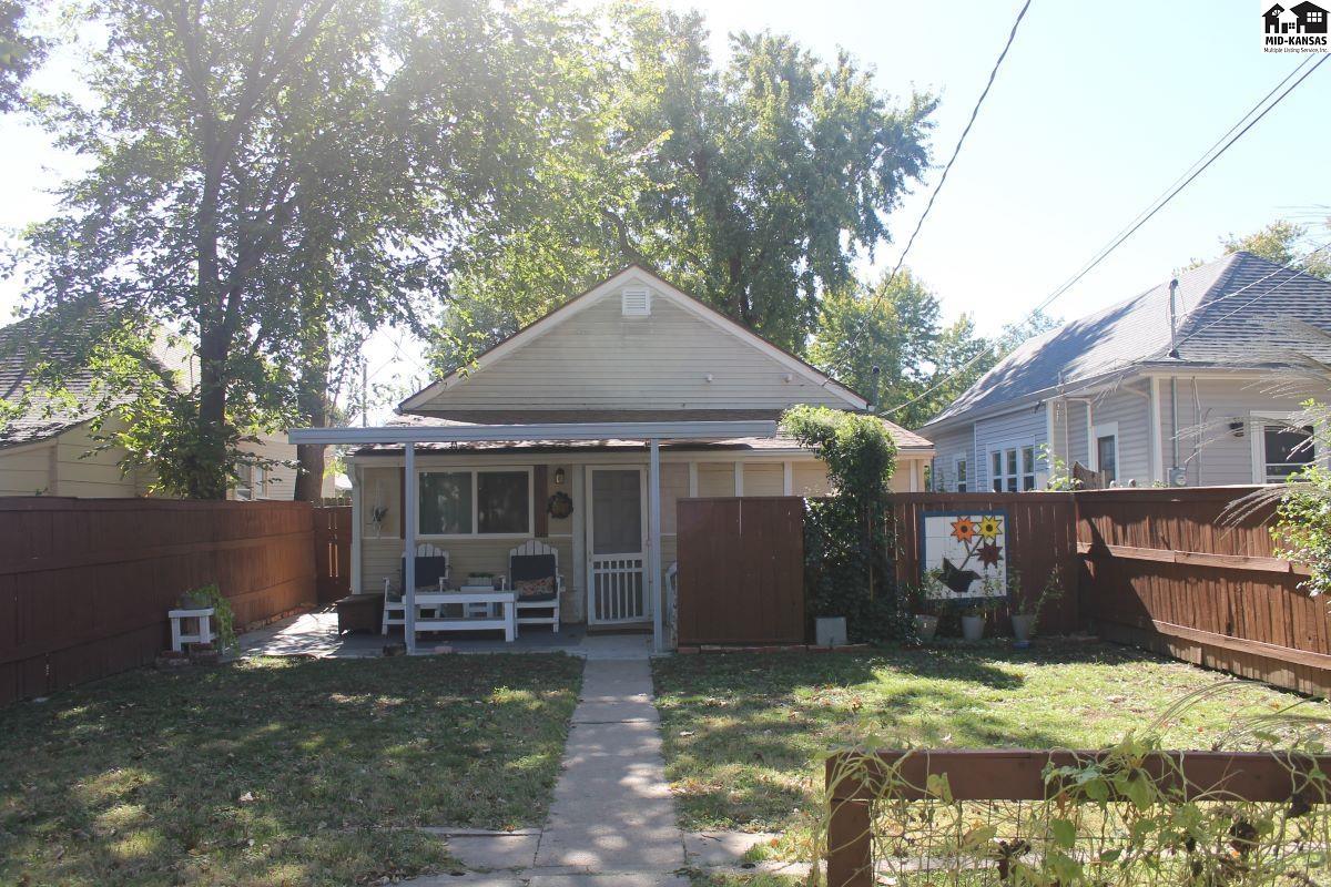 812 E 6th Avenue Hutchinson KS 67501