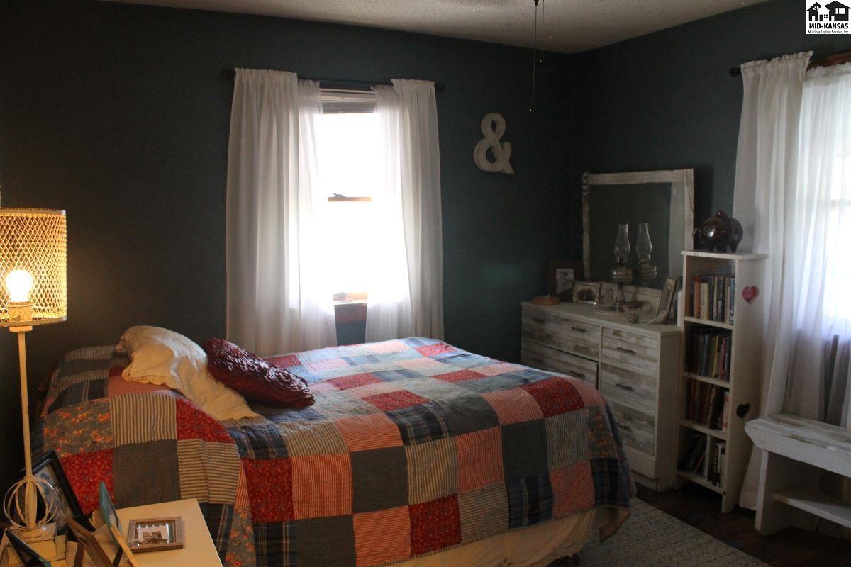 812 E 6th Avenue Hutchinson KS 67501