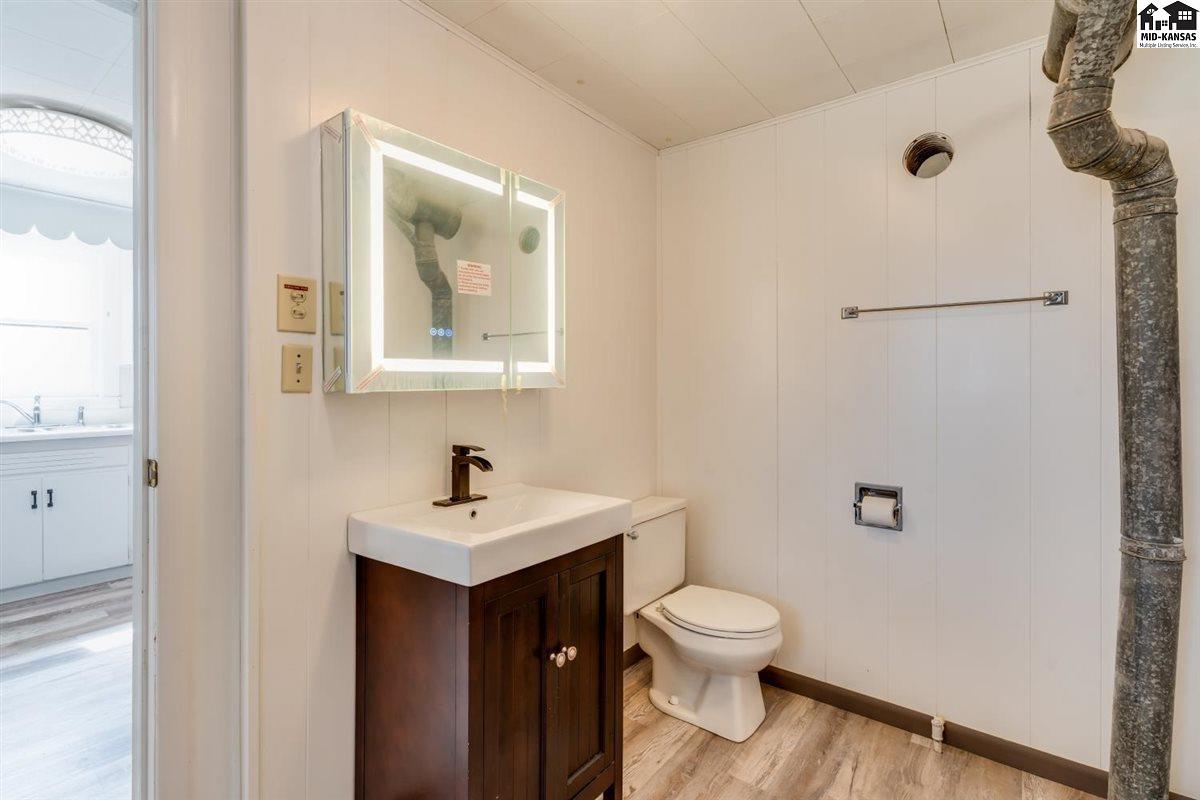 624 N Jackson Street Hutchinson KS 67501