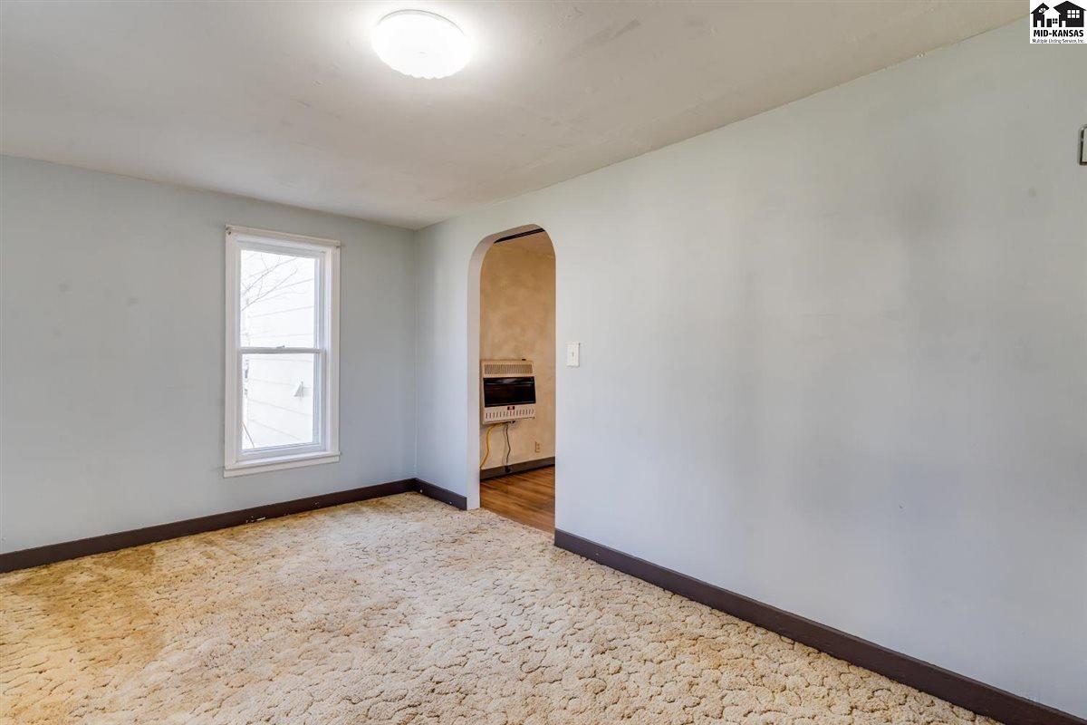 624 N Jackson Street Hutchinson KS 67501