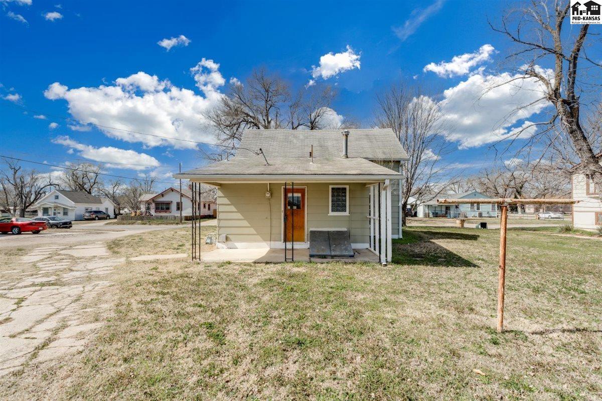 624 N Jackson Street Hutchinson KS 67501