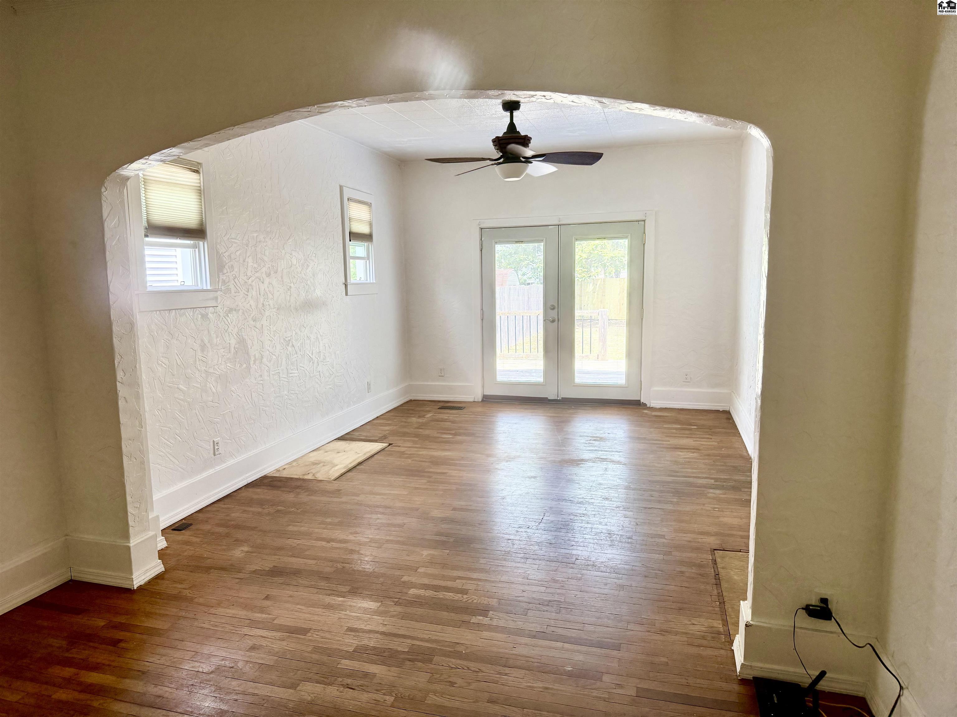 519 E Eliazabeth Mcpherson KS 67460