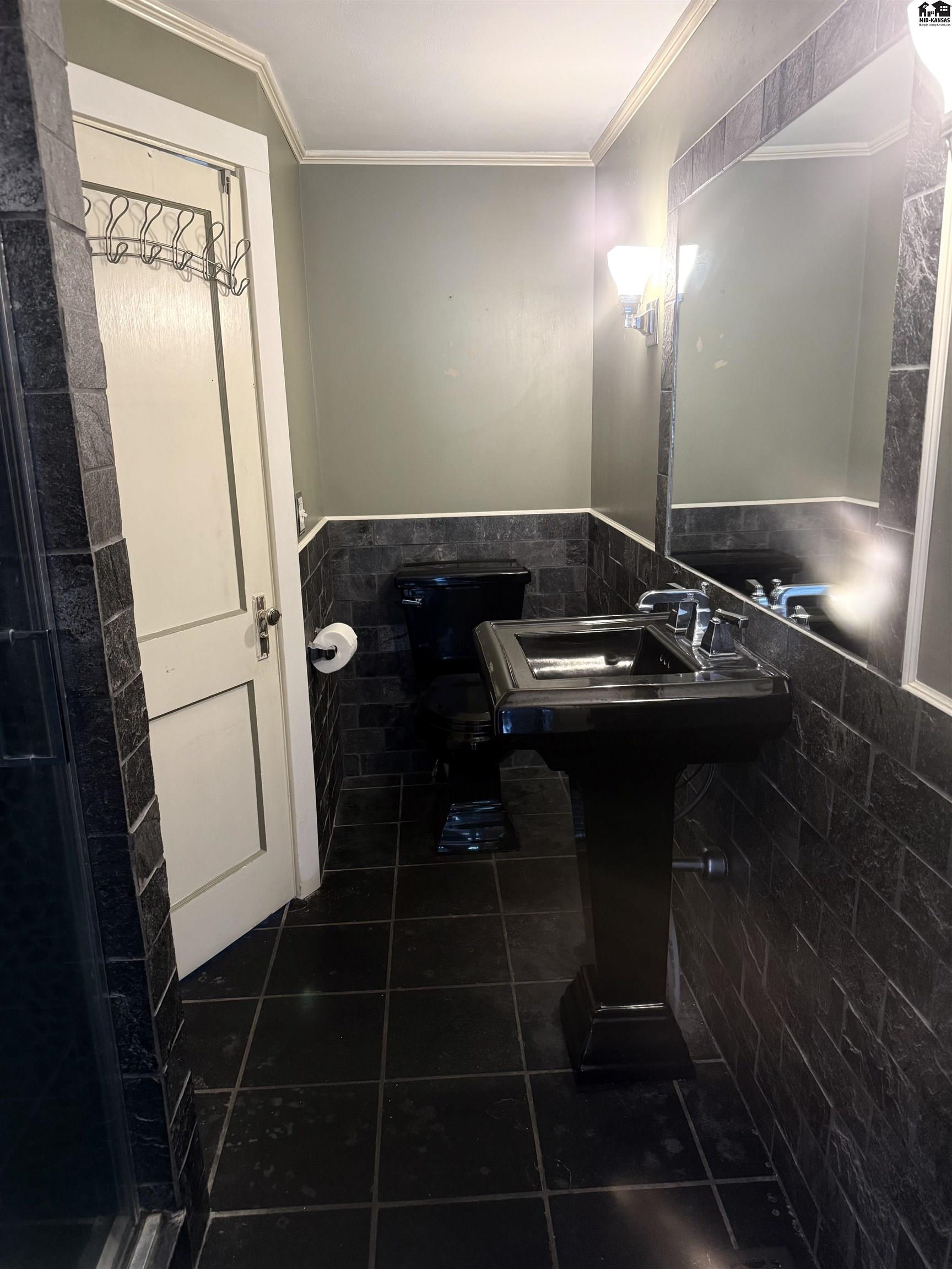 519 E Eliazabeth Mcpherson KS 67460