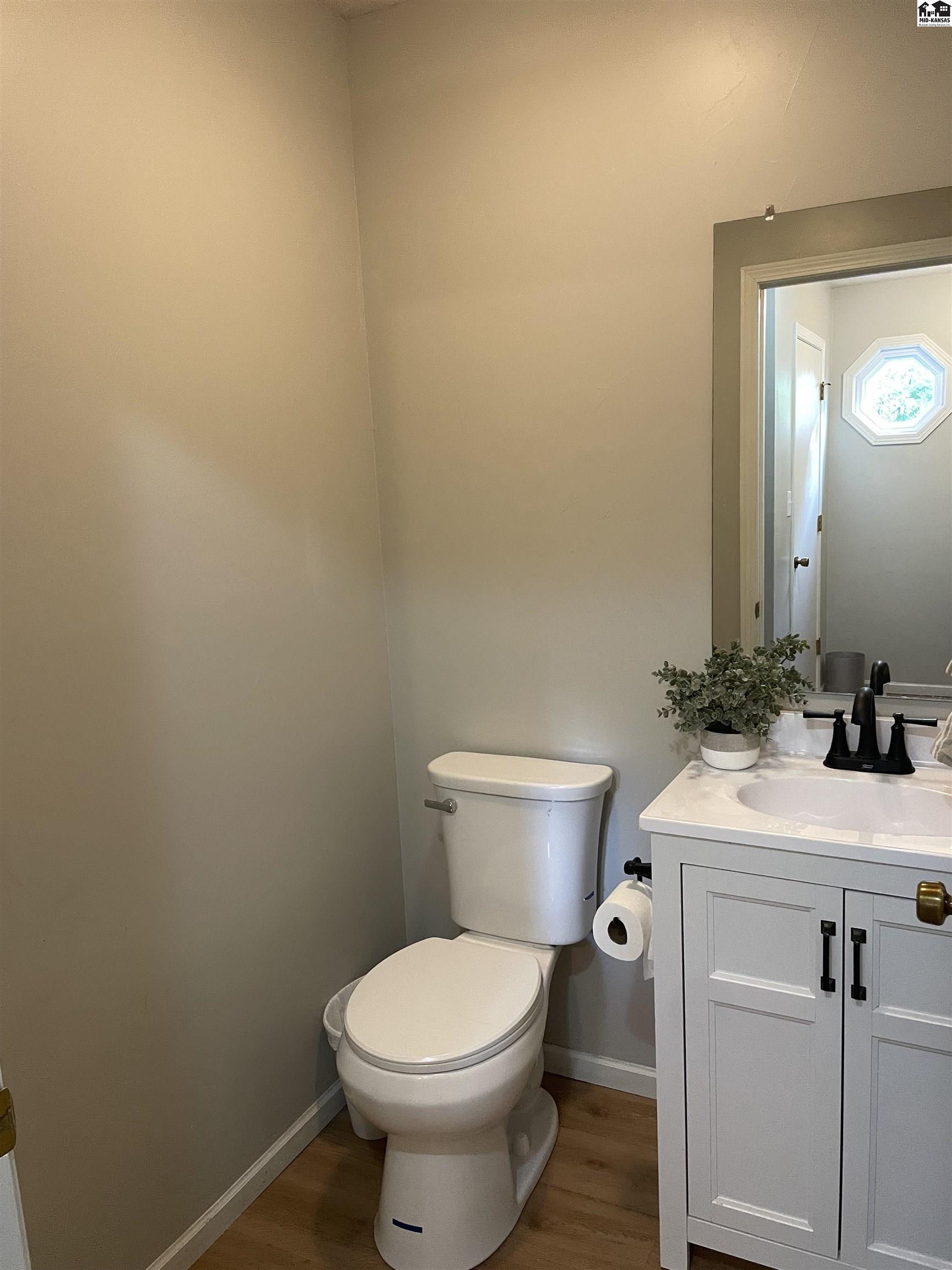 3009 N Ridgecrest Drive Hutchinson KS 67502