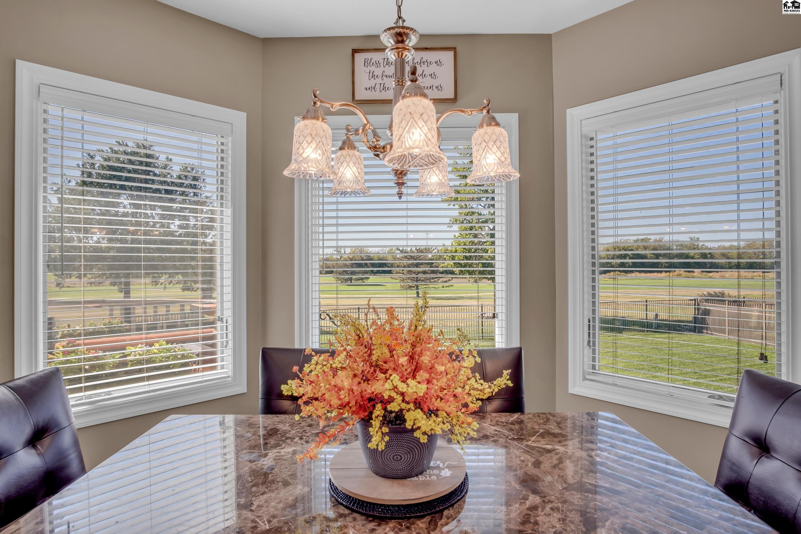 806 Woodthrush Drive Mcpherson KS 67460