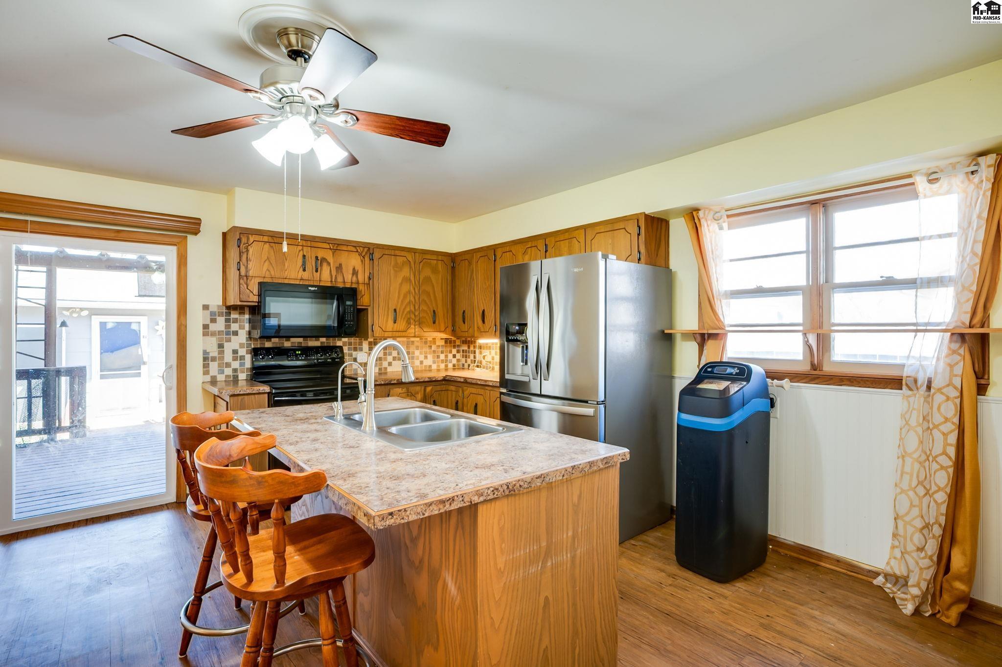 2207 N Tyler Street Hutchinson KS 67502