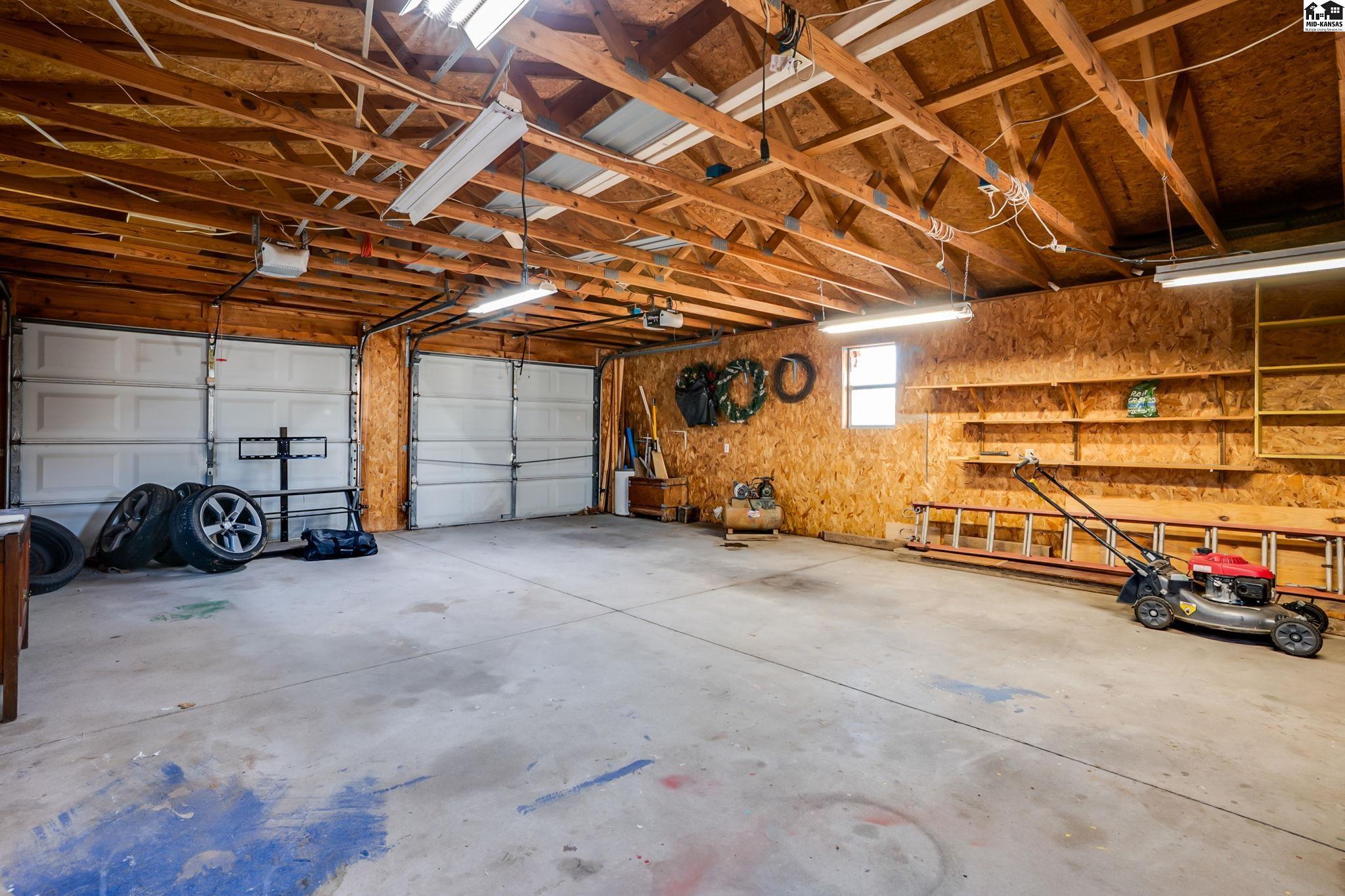 2207 N Tyler Street Hutchinson KS 67502