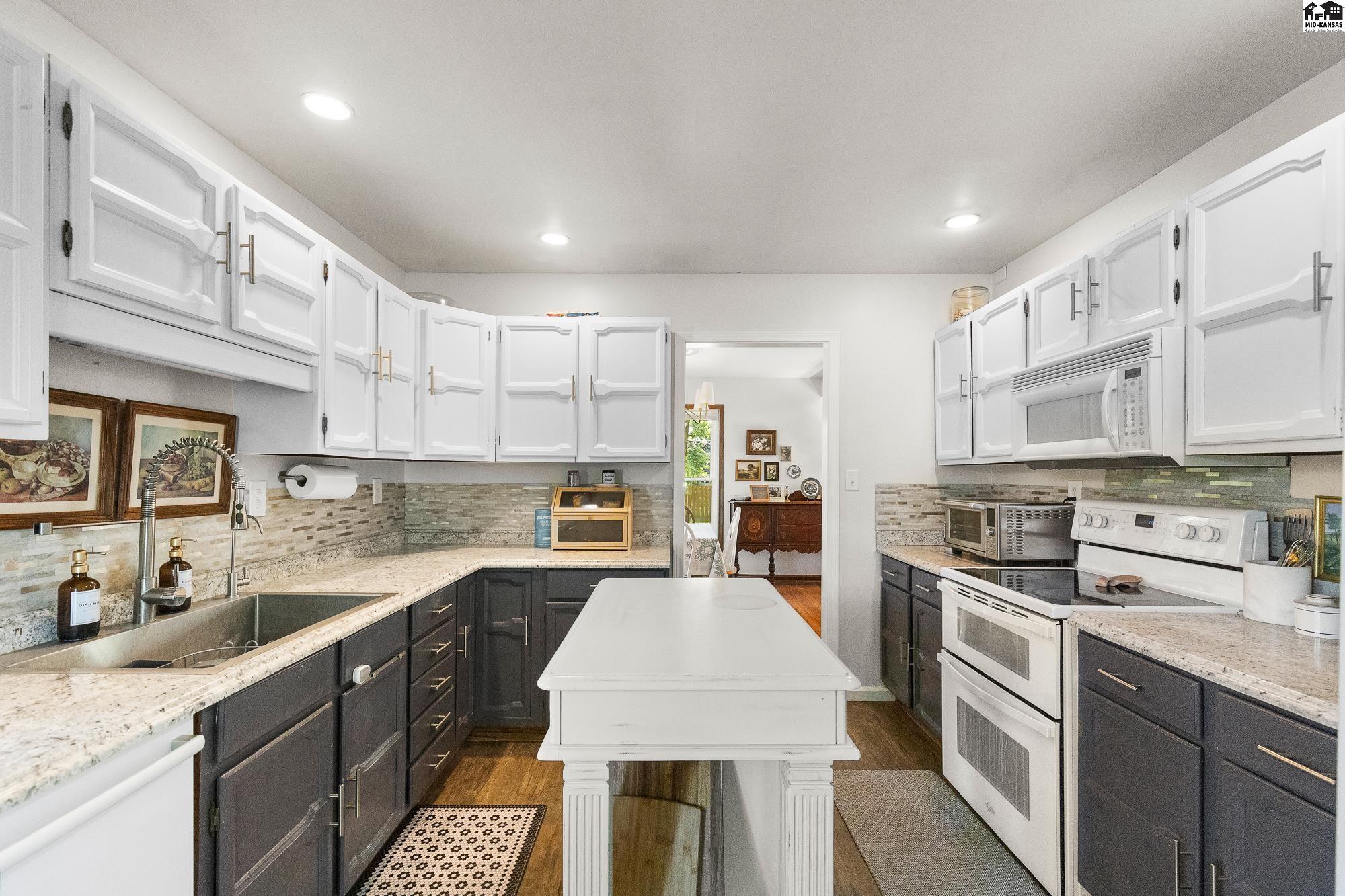 401 N Kansas Street Haven KS 67543