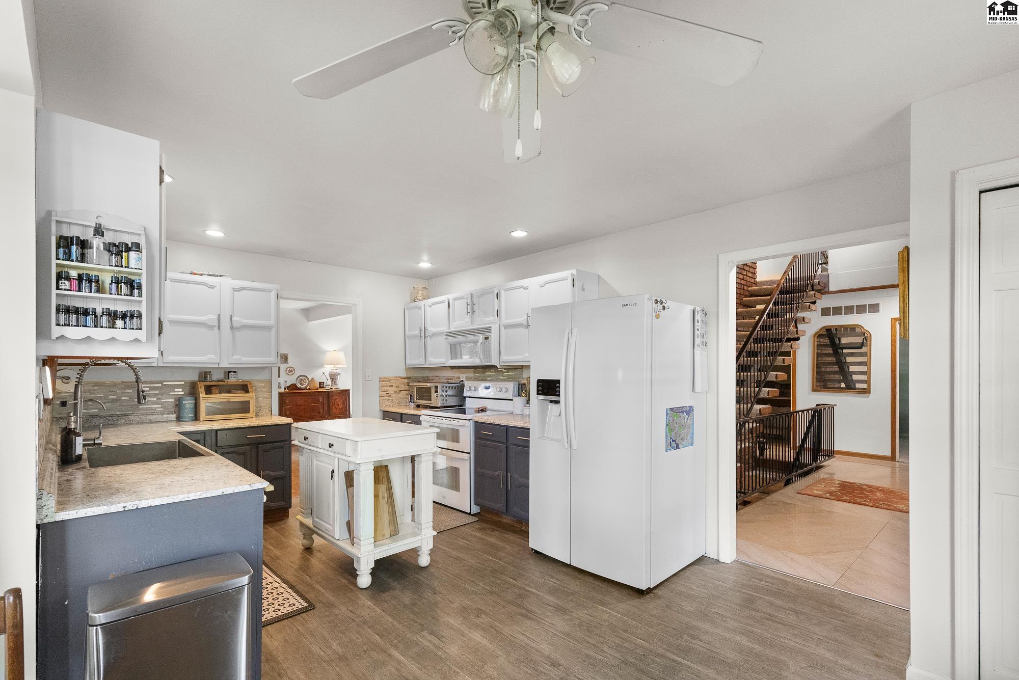 401 N Kansas Street Haven KS 67543