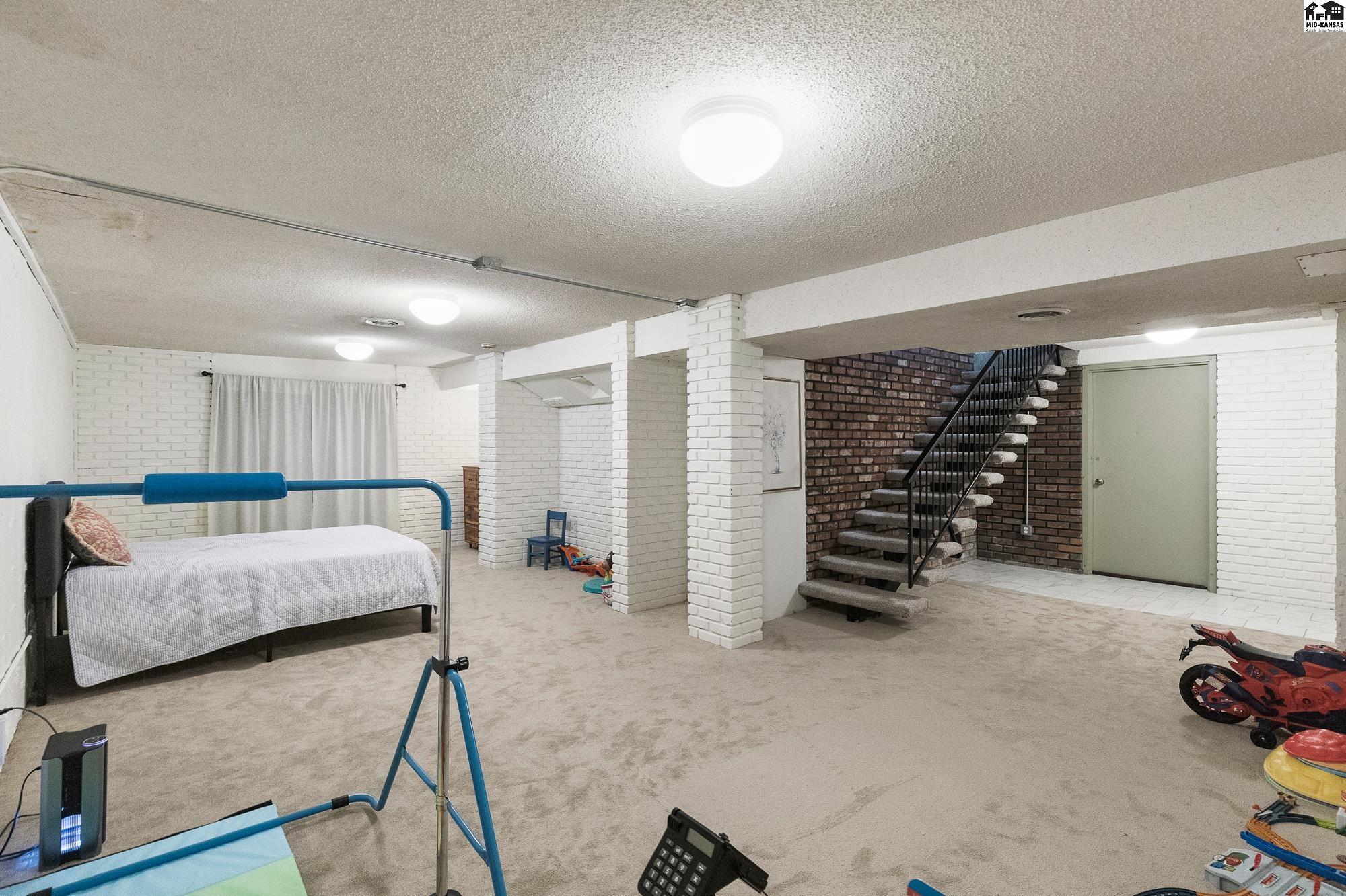 401 N Kansas Street Haven KS 67543