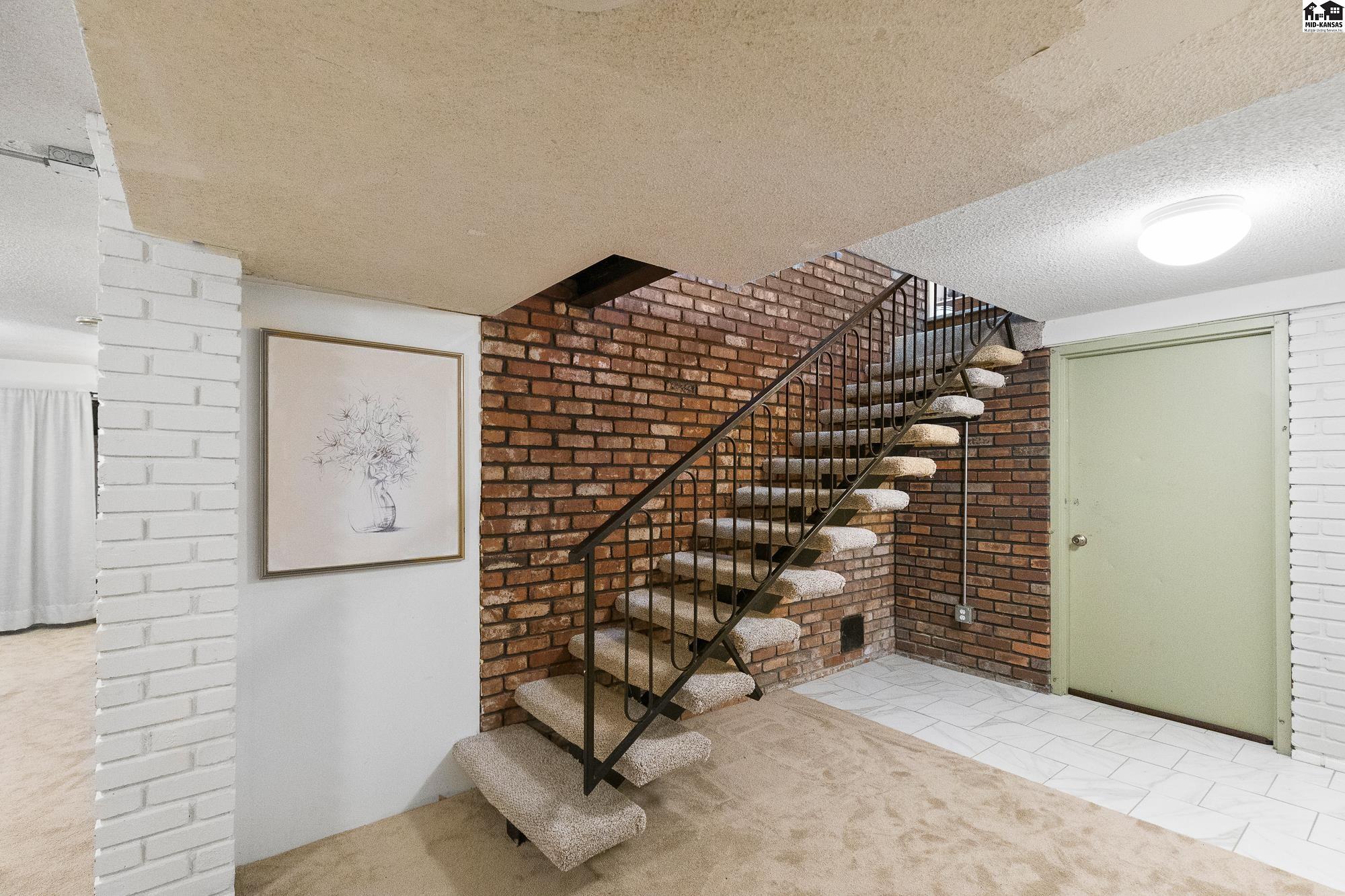 401 N Kansas Street Haven KS 67543