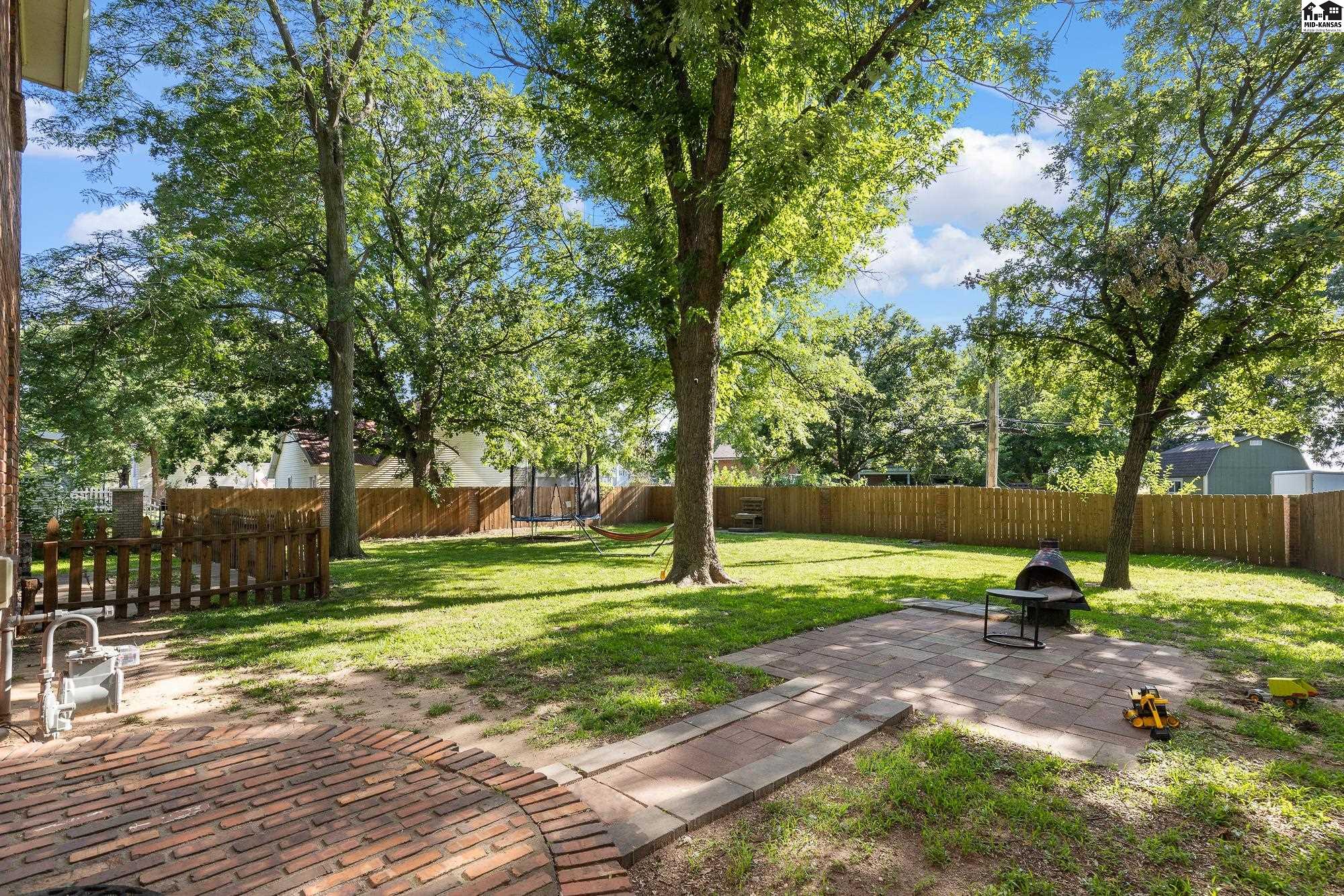 401 N Kansas Street Haven KS 67543