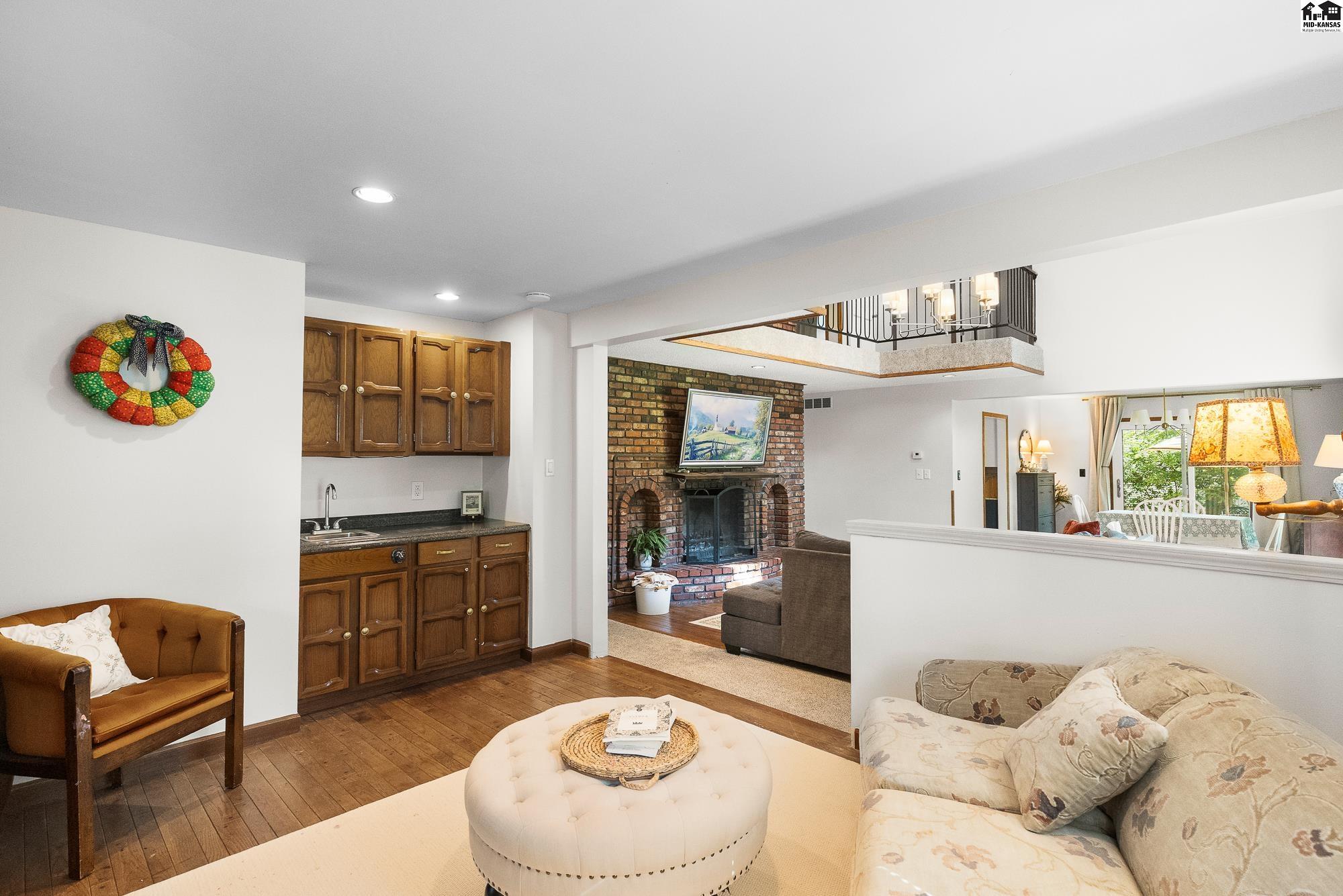 401 N Kansas Street Haven KS 67543