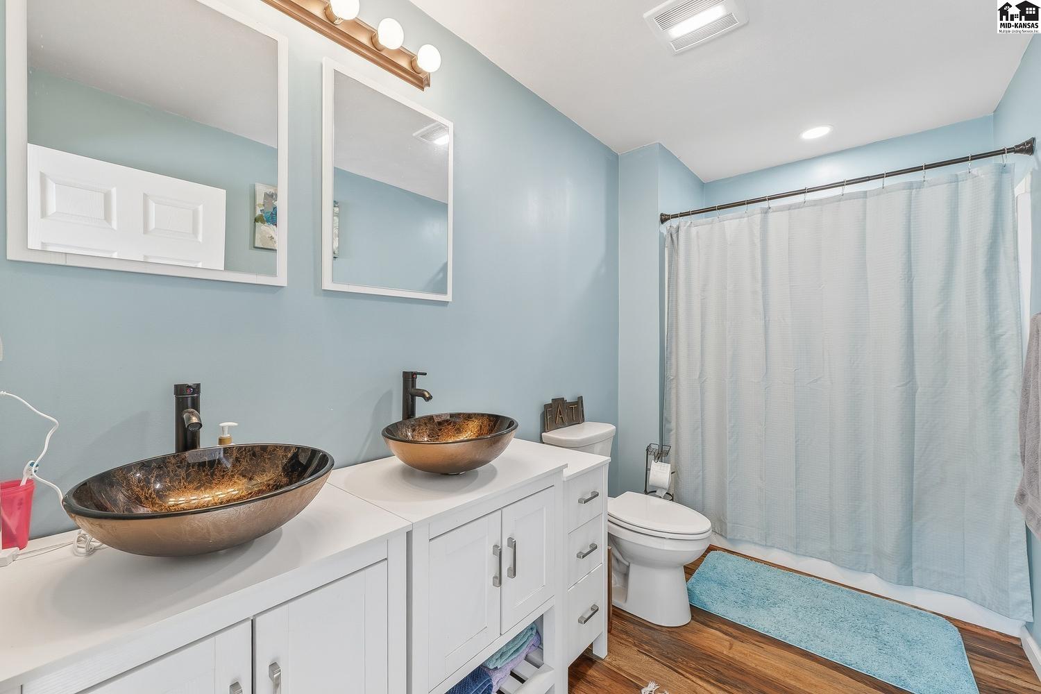 624 W 15th Avenue Hutchinson KS 67501