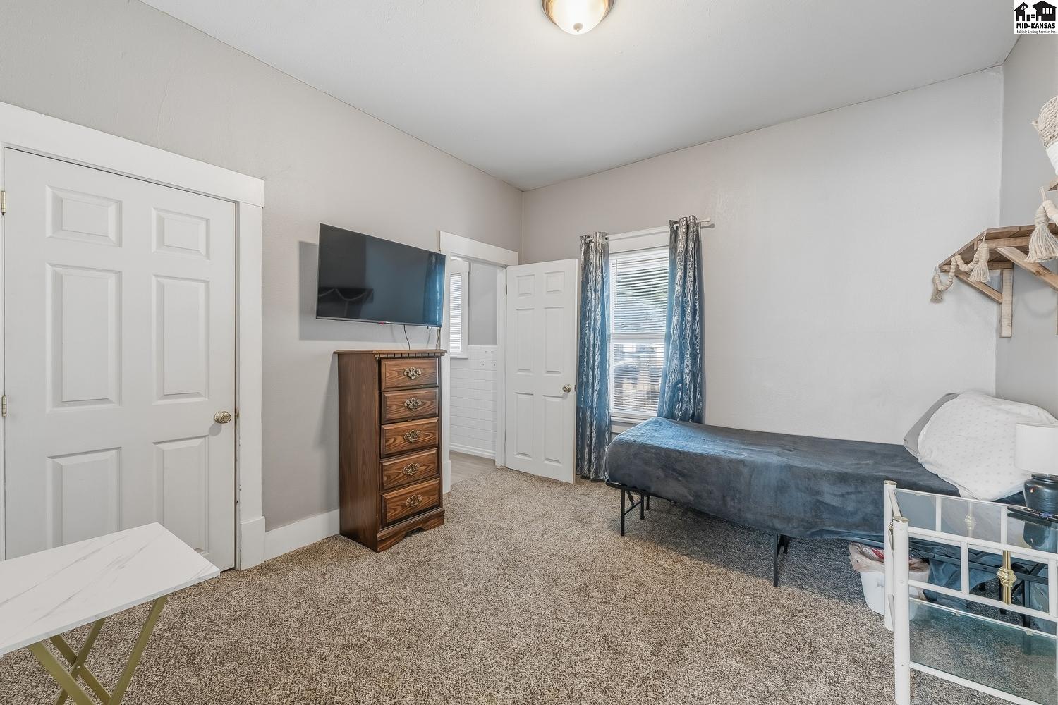 624 W 15th Avenue Hutchinson KS 67501