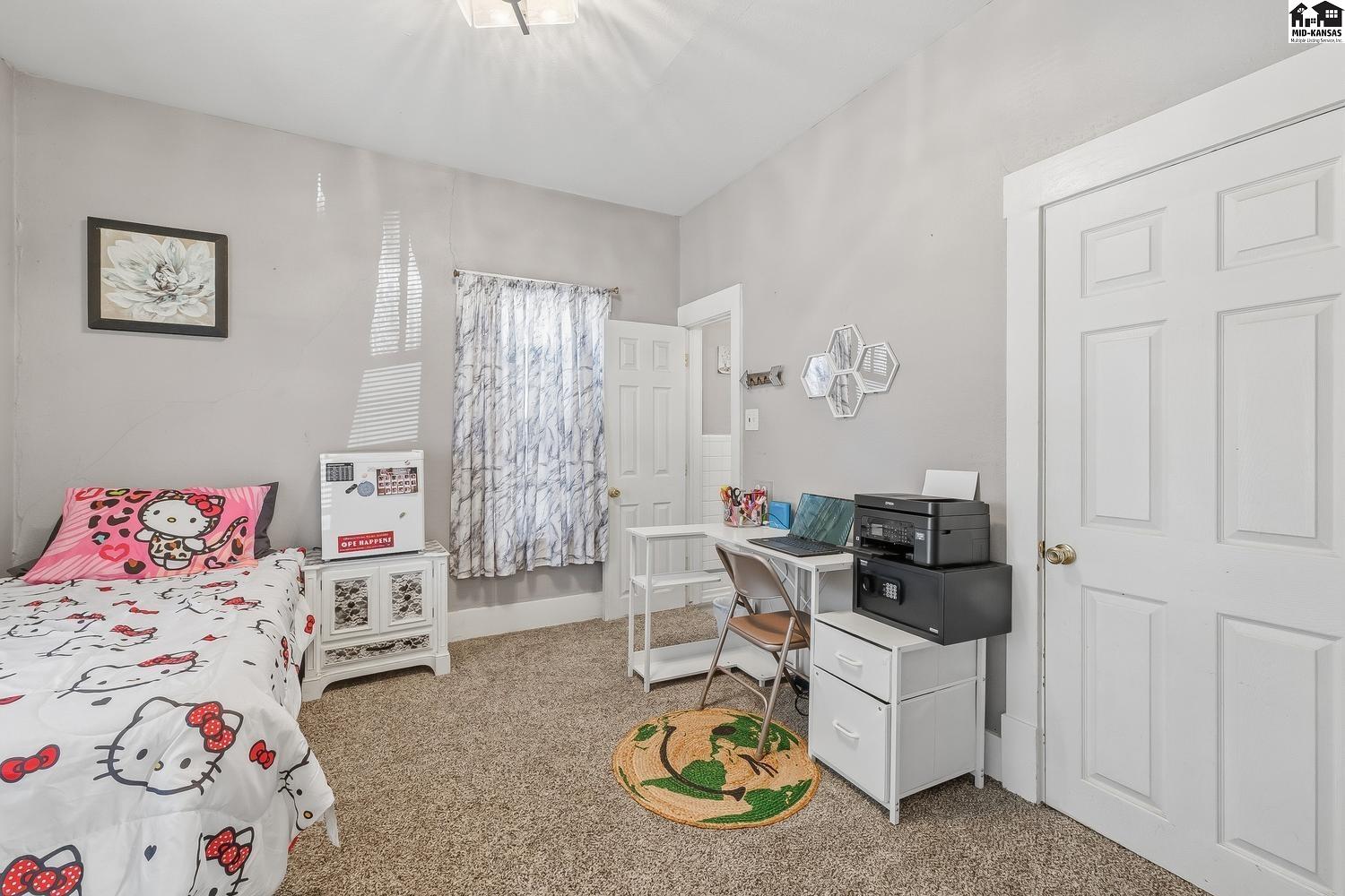 624 W 15th Avenue Hutchinson KS 67501