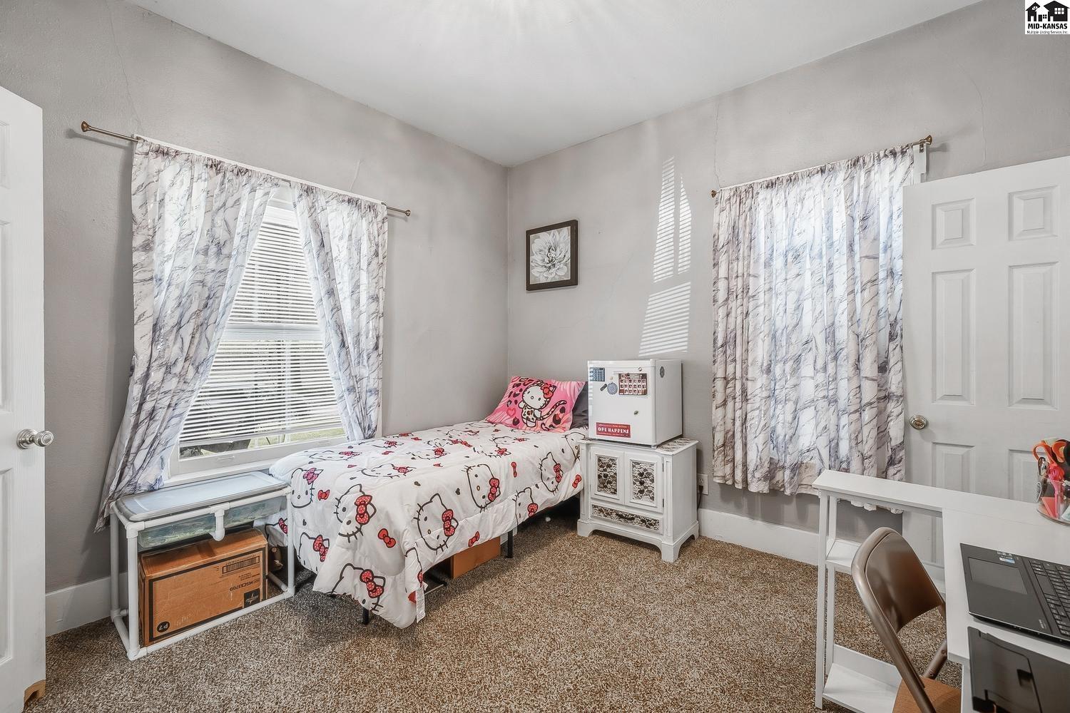 624 W 15th Avenue Hutchinson KS 67501