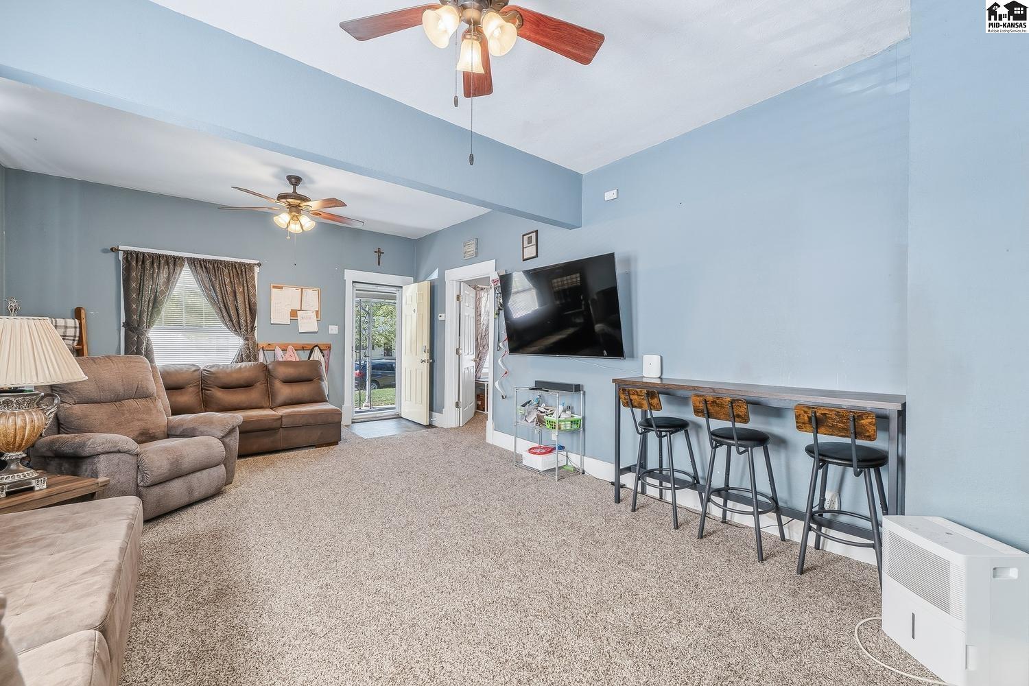 624 W 15th Avenue Hutchinson KS 67501