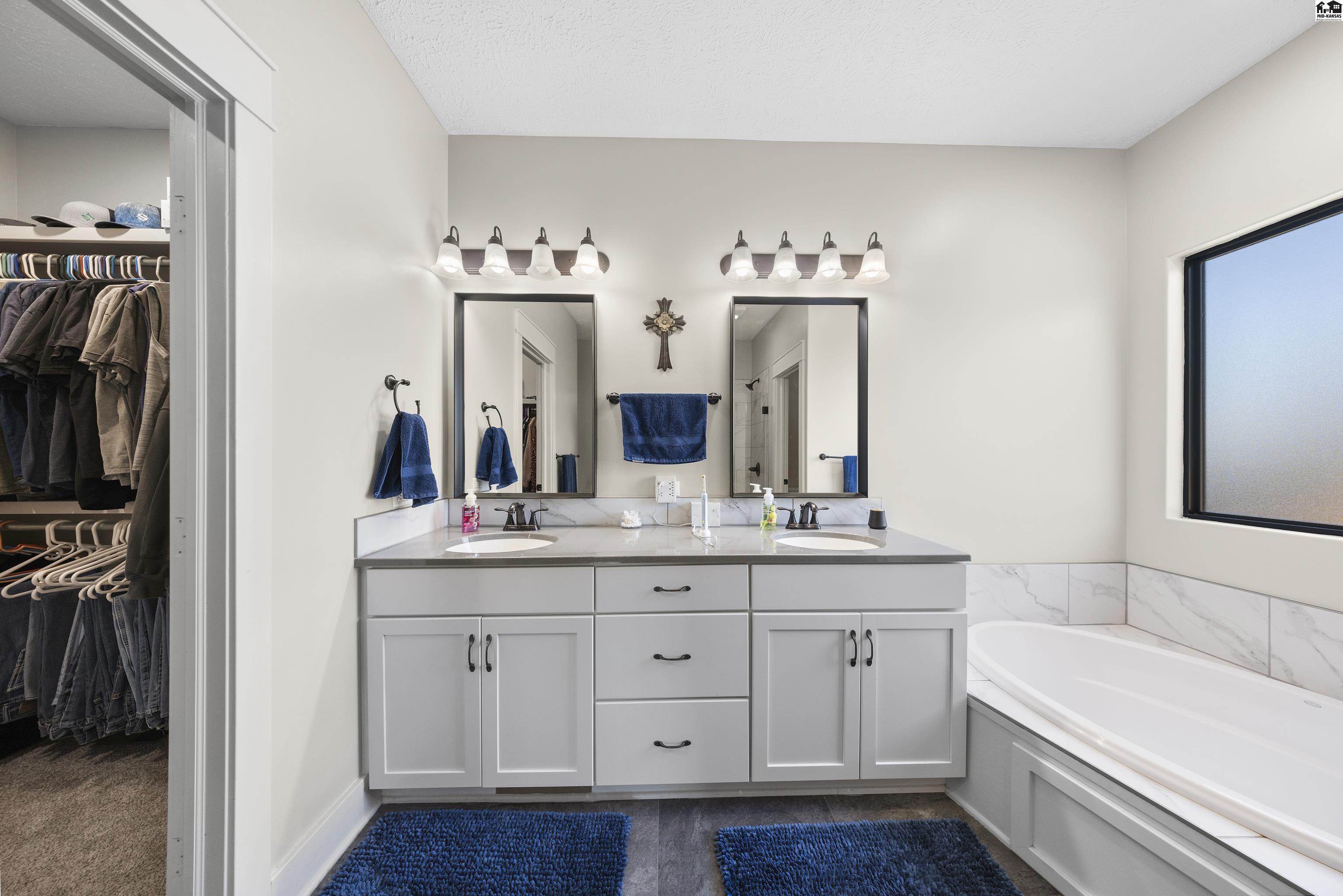 1644 Sonora Drive Mcpherson KS 67460