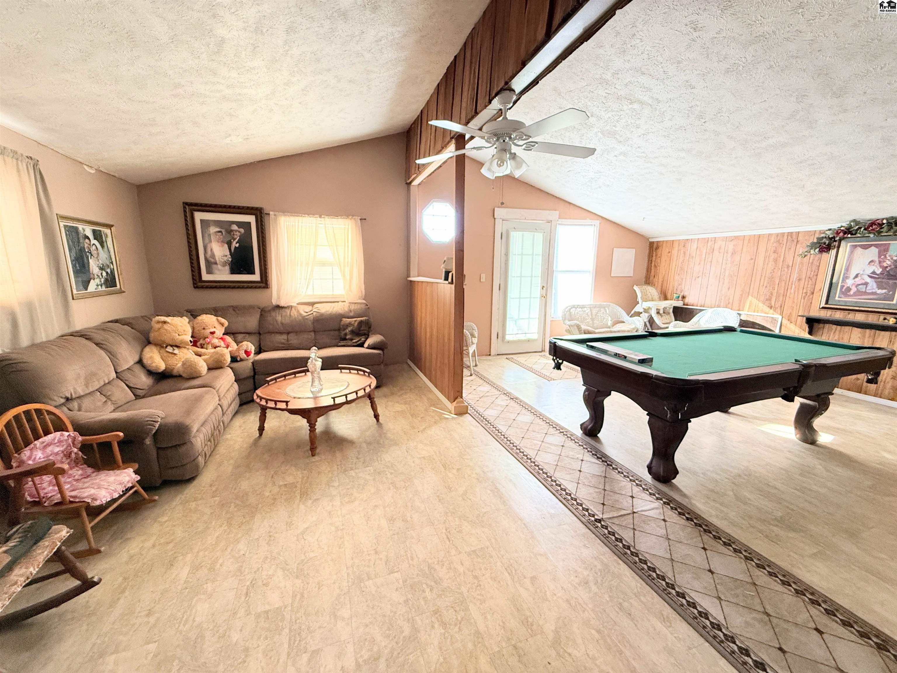 722 E Avenue C Hutchinson KS 67501