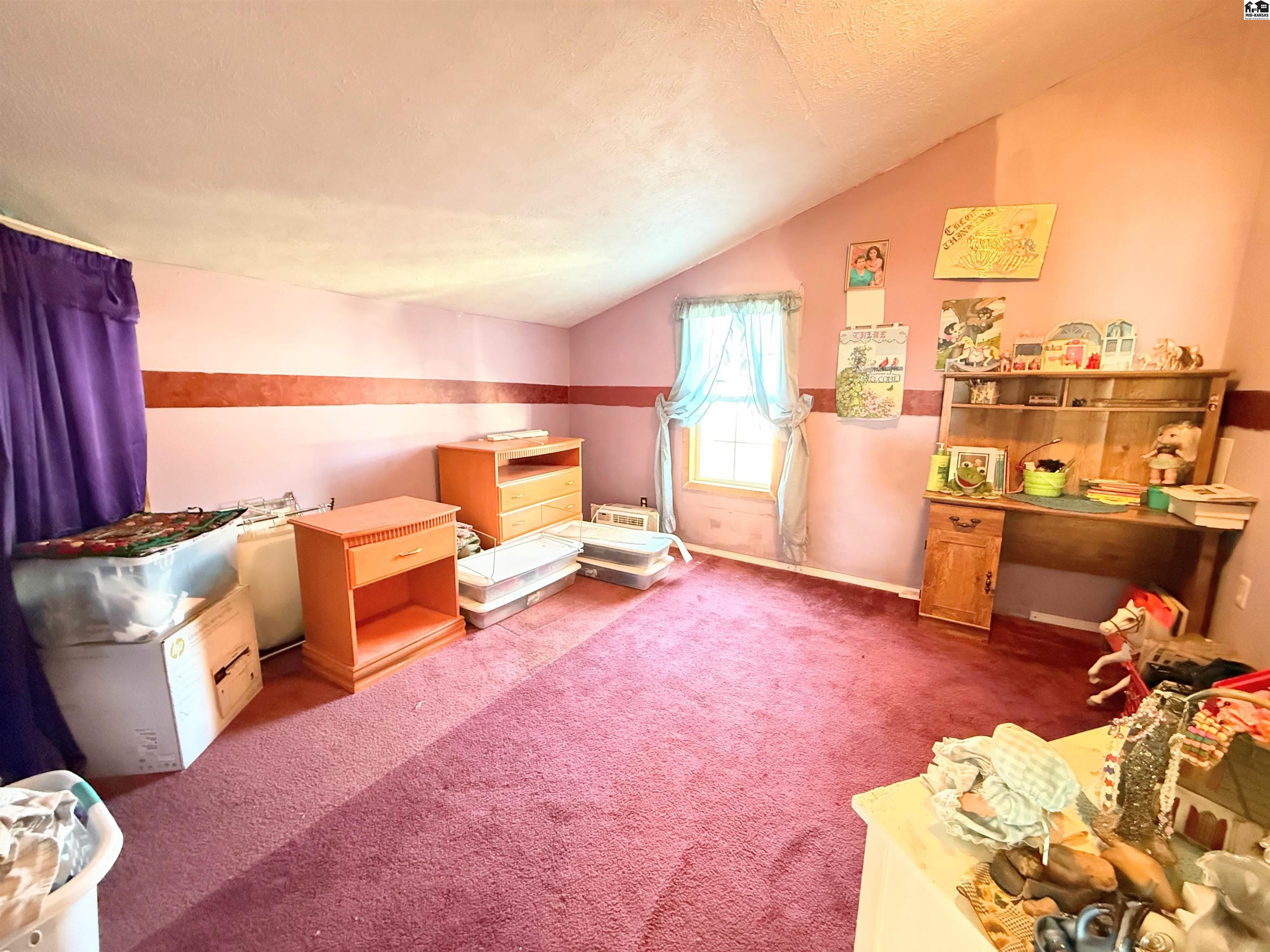 722 E Avenue C Hutchinson KS 67501