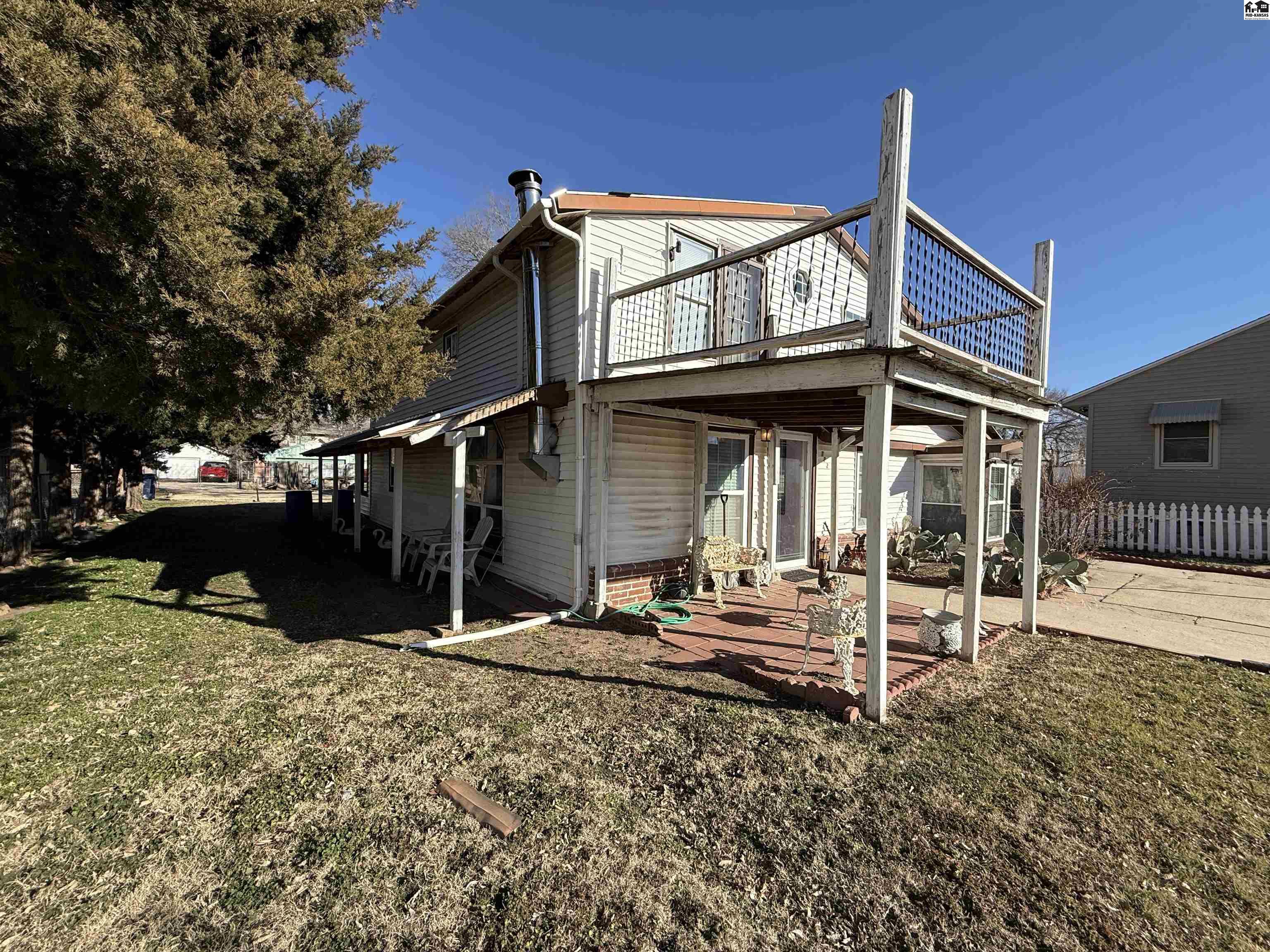 722 E Avenue C Hutchinson KS 67501