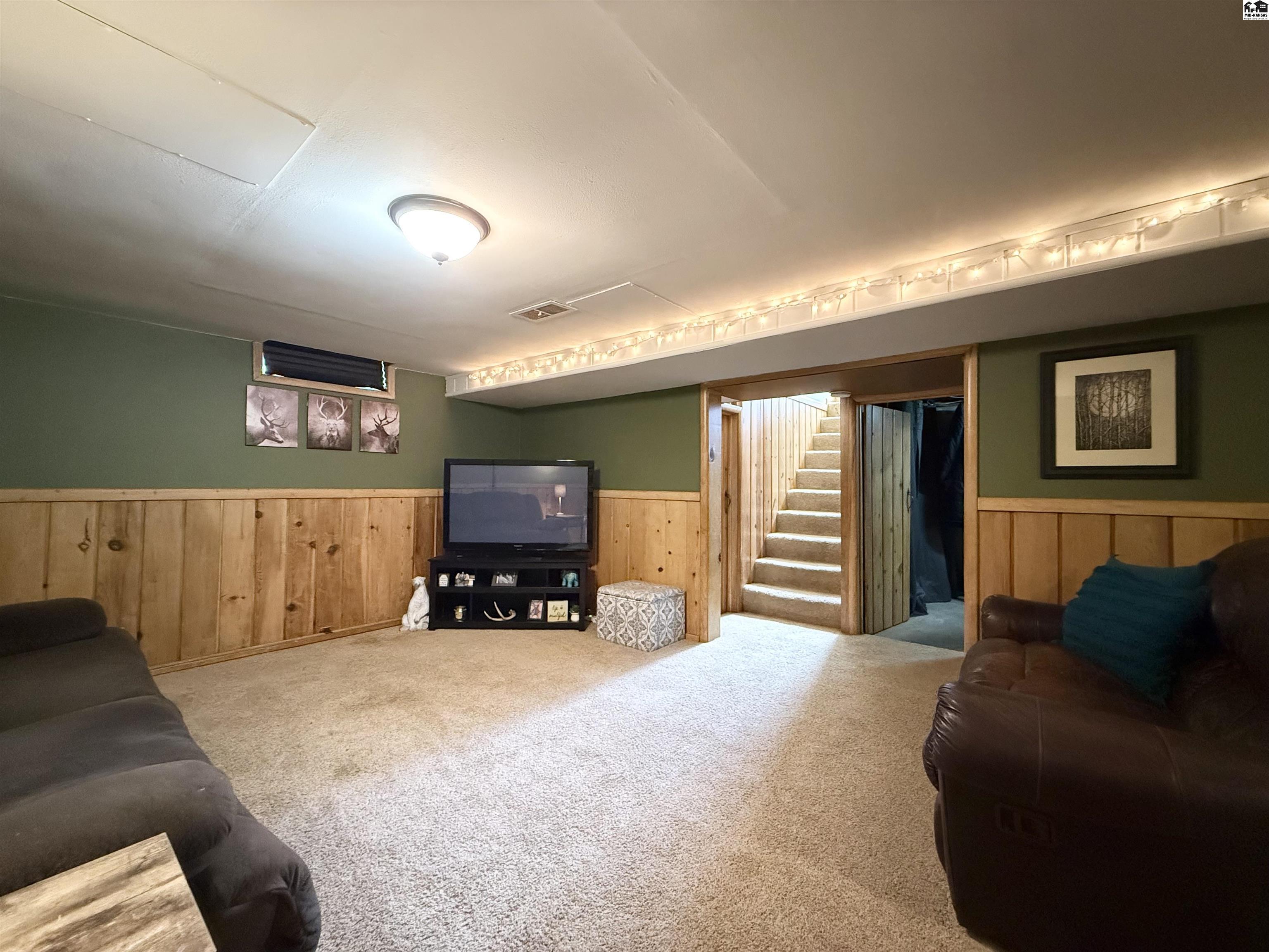 904 W 20th Avenue Hutchinson KS 67502