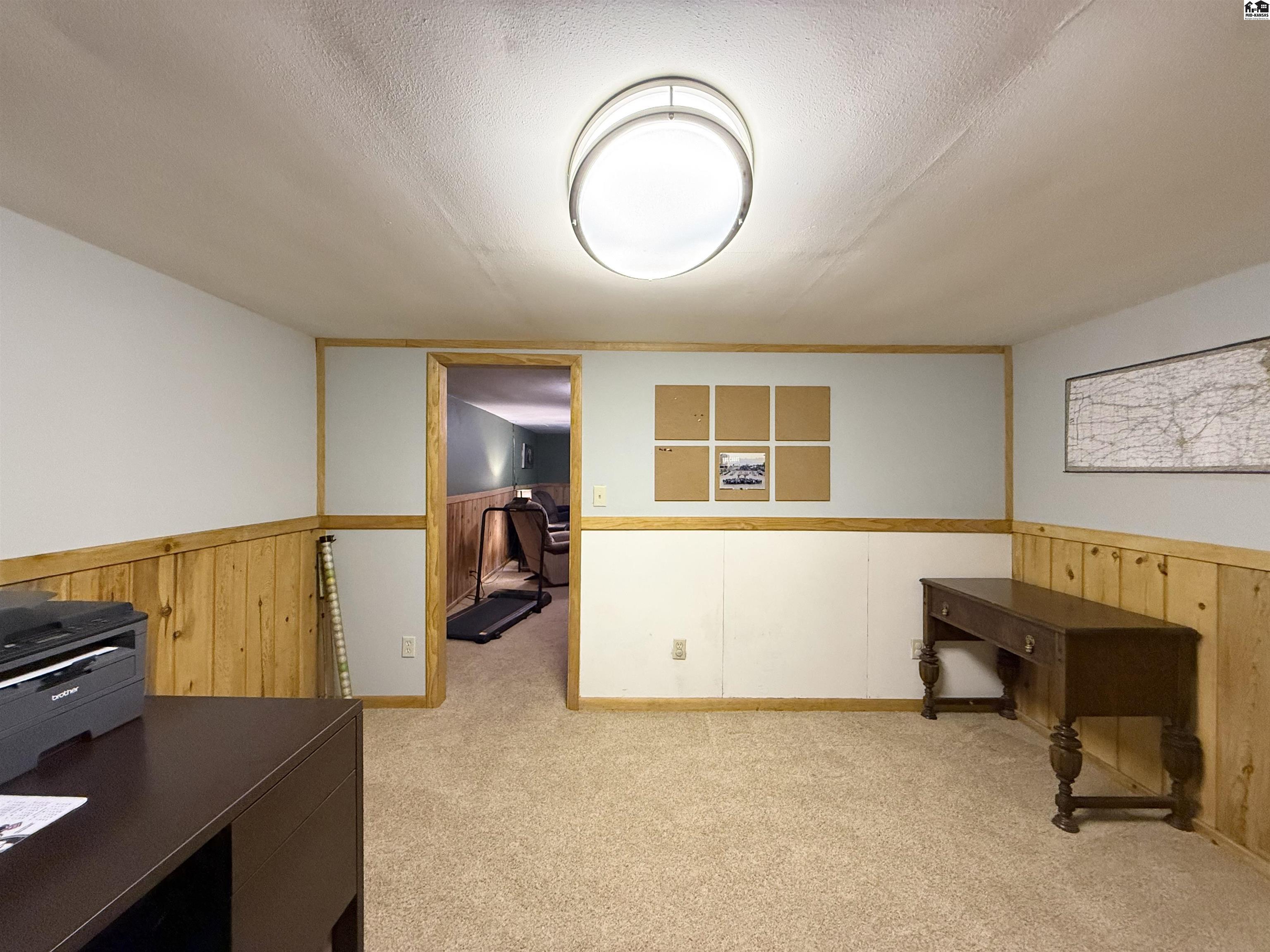 904 W 20th Avenue Hutchinson KS 67502
