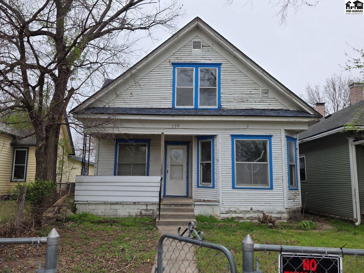 539 E Ave B Hutchinson KS 67501