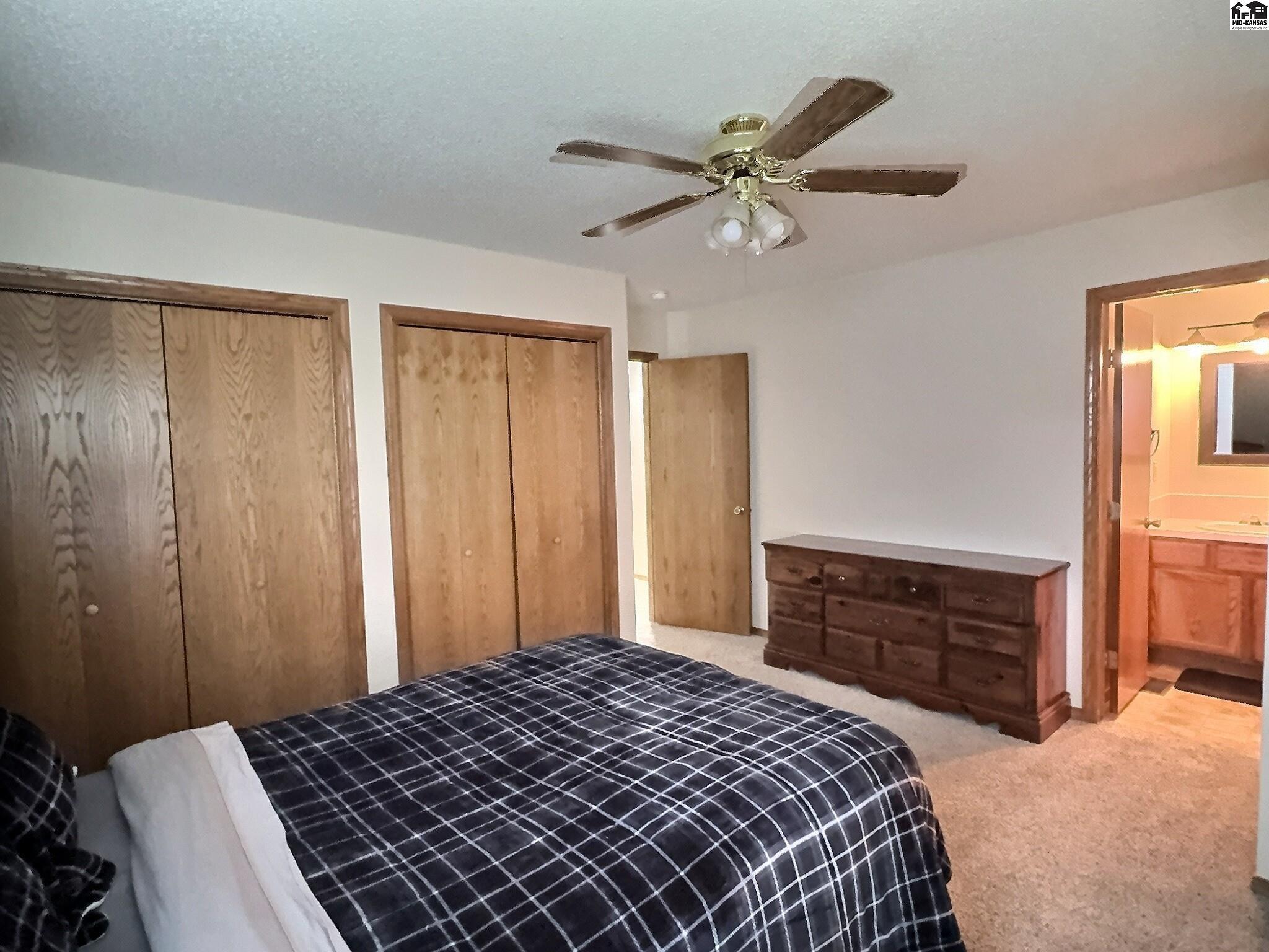 324 Victoria Road Newton KS 67114