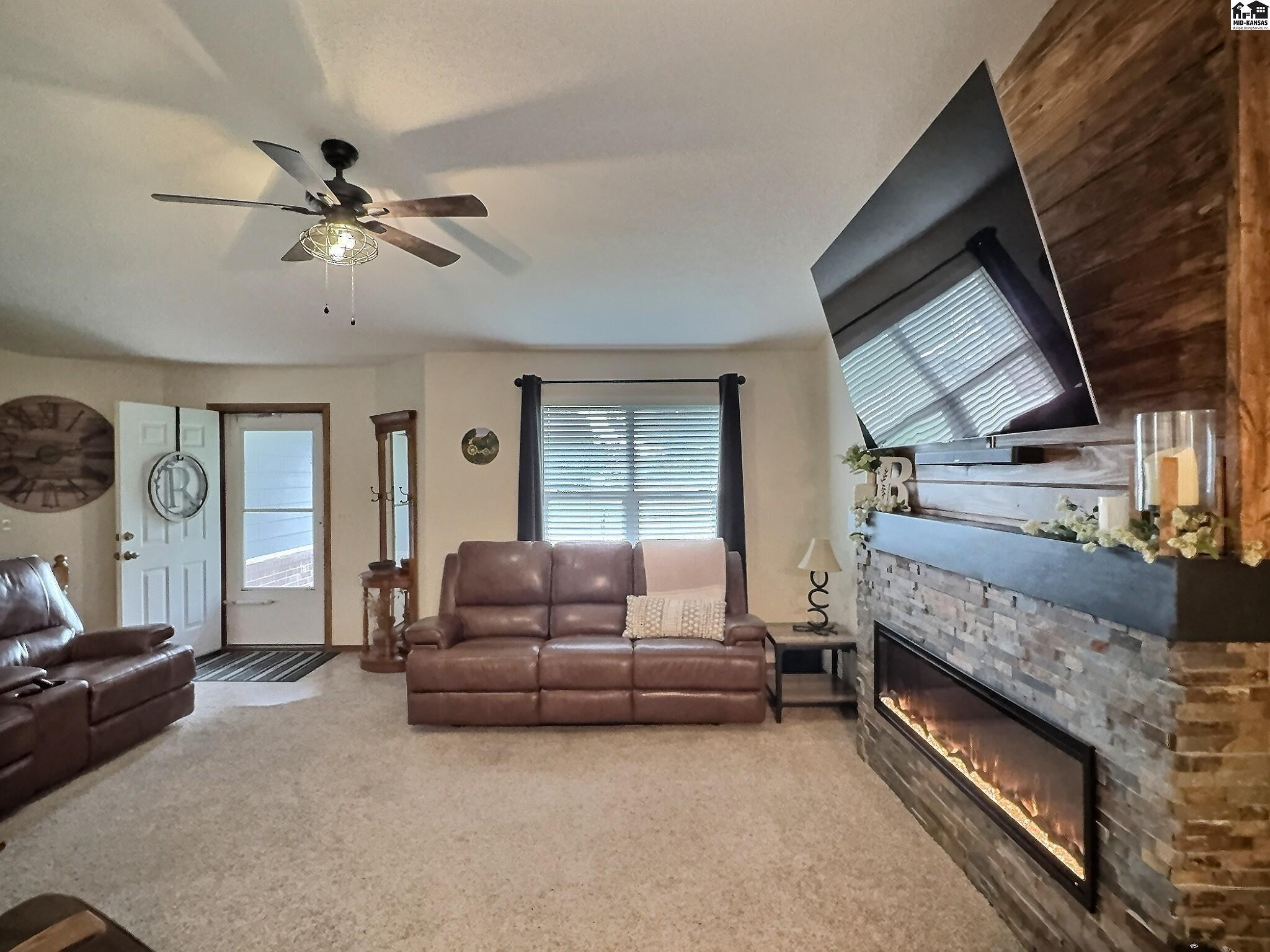 324 Victoria Road Newton KS 67114