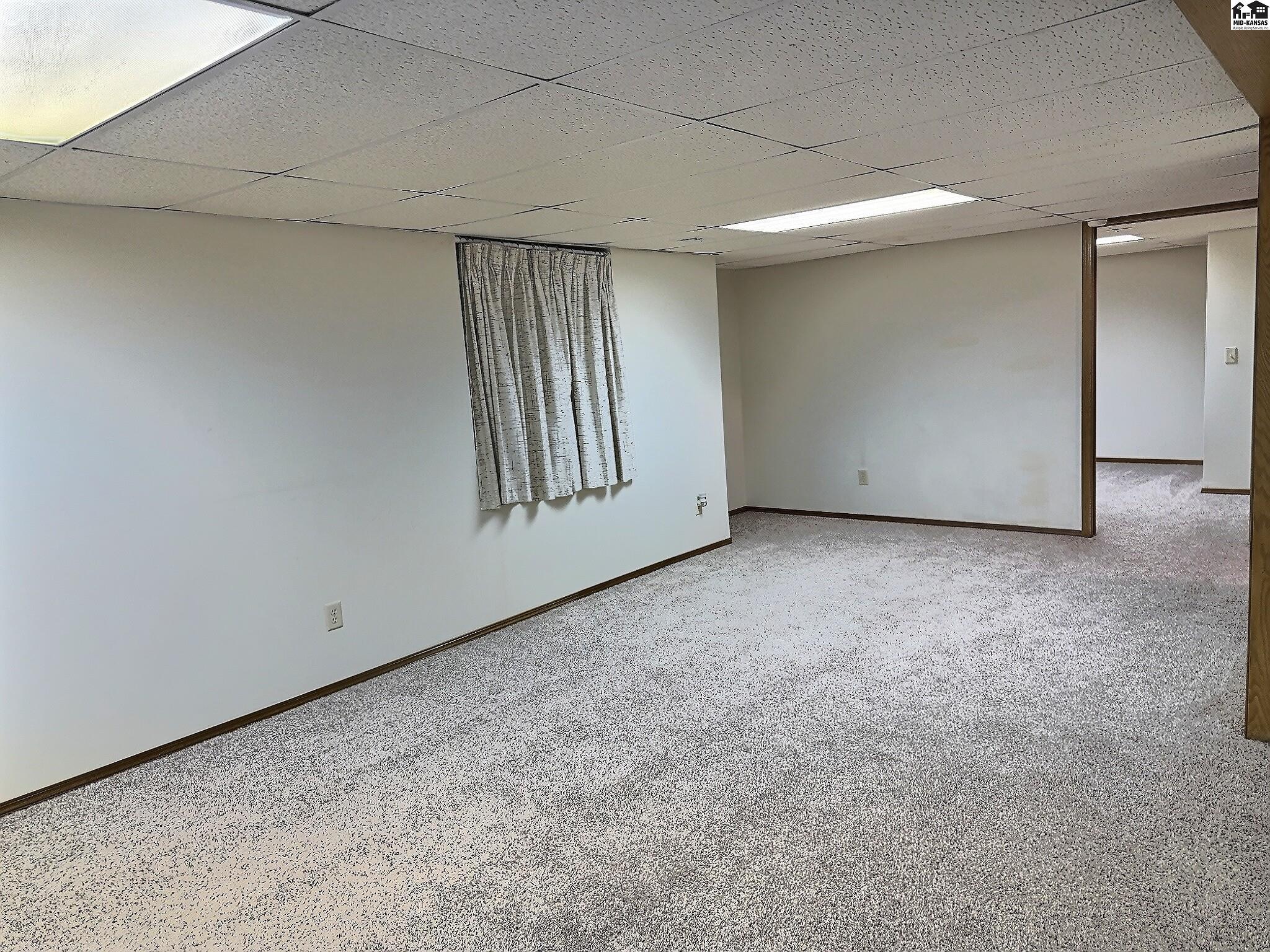 324 Victoria Road Newton KS 67114