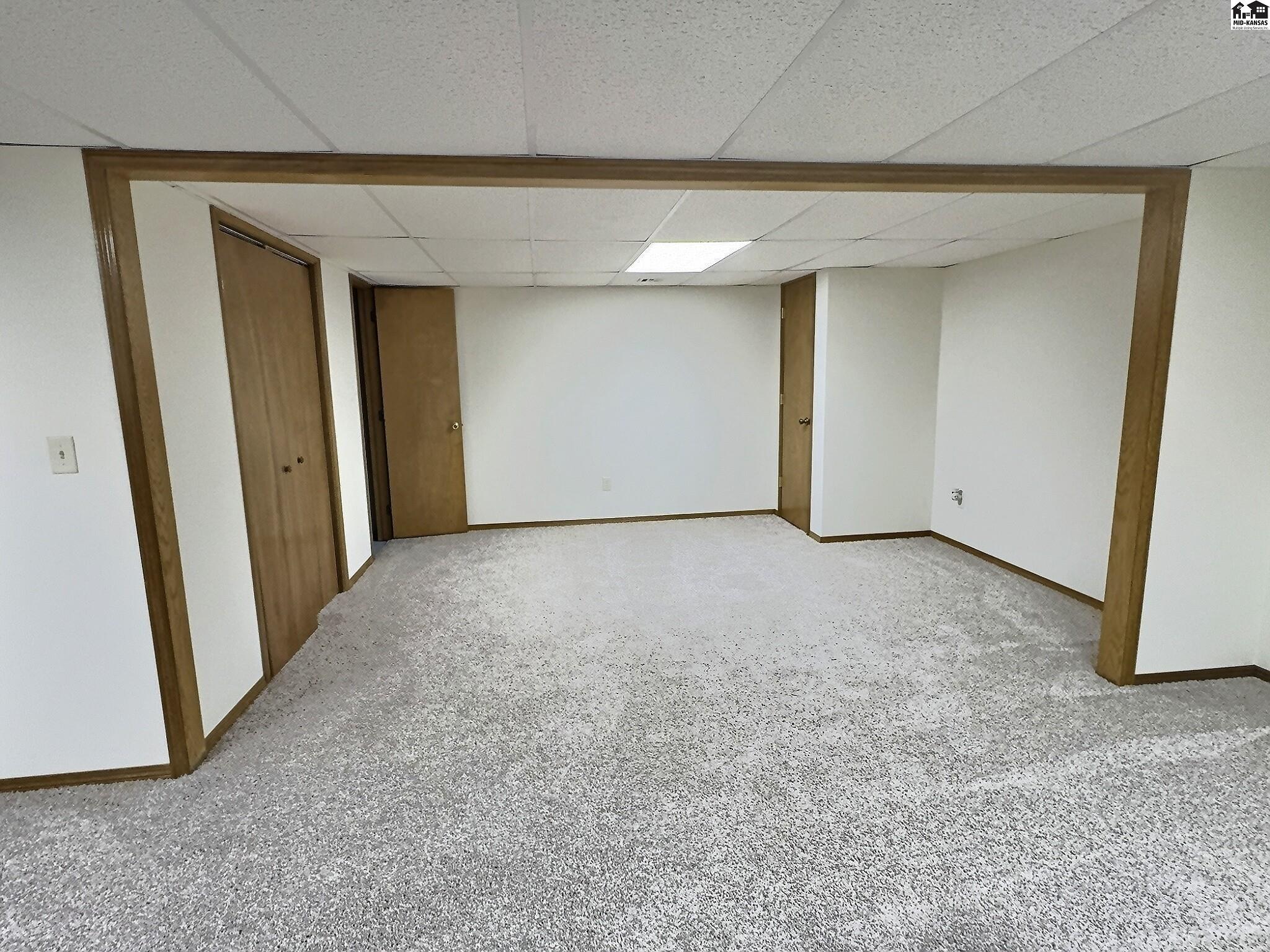 324 Victoria Road Newton KS 67114