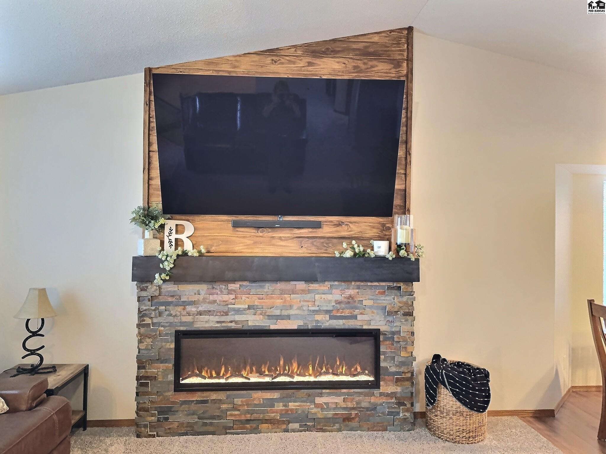 324 Victoria Road Newton KS 67114