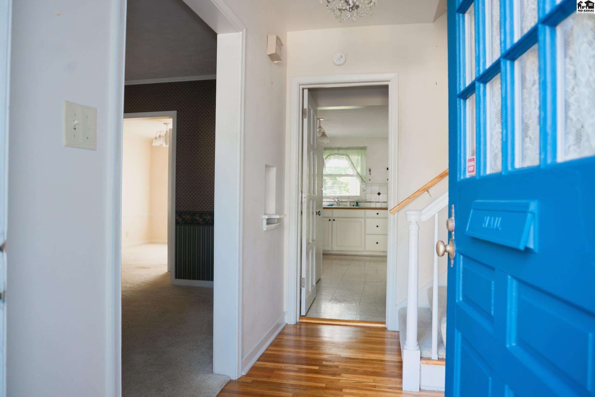 2011 N Adams Street Hutchinson KS 67502