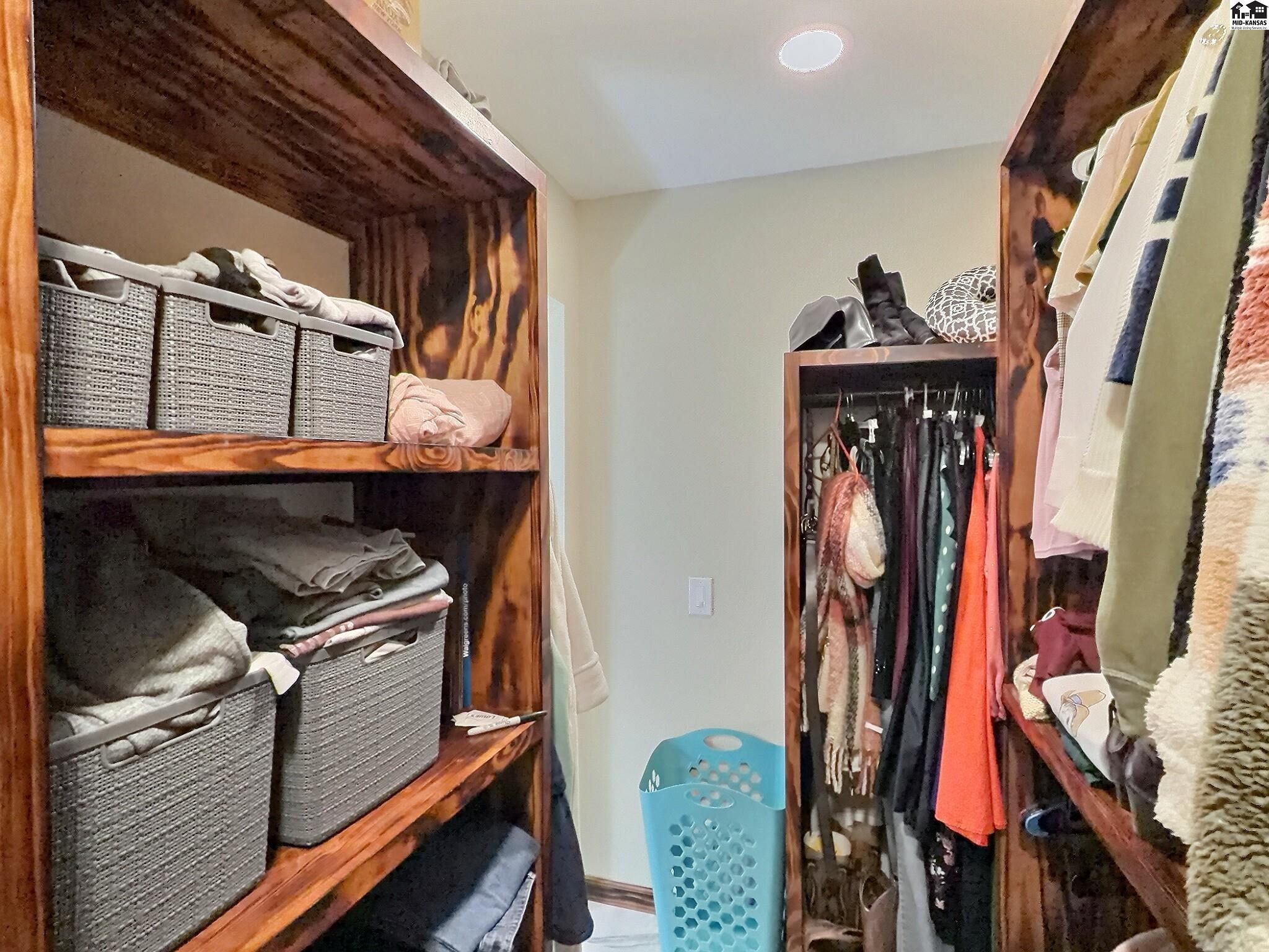 5016 E 4th Avenue Hutchinson KS 67501