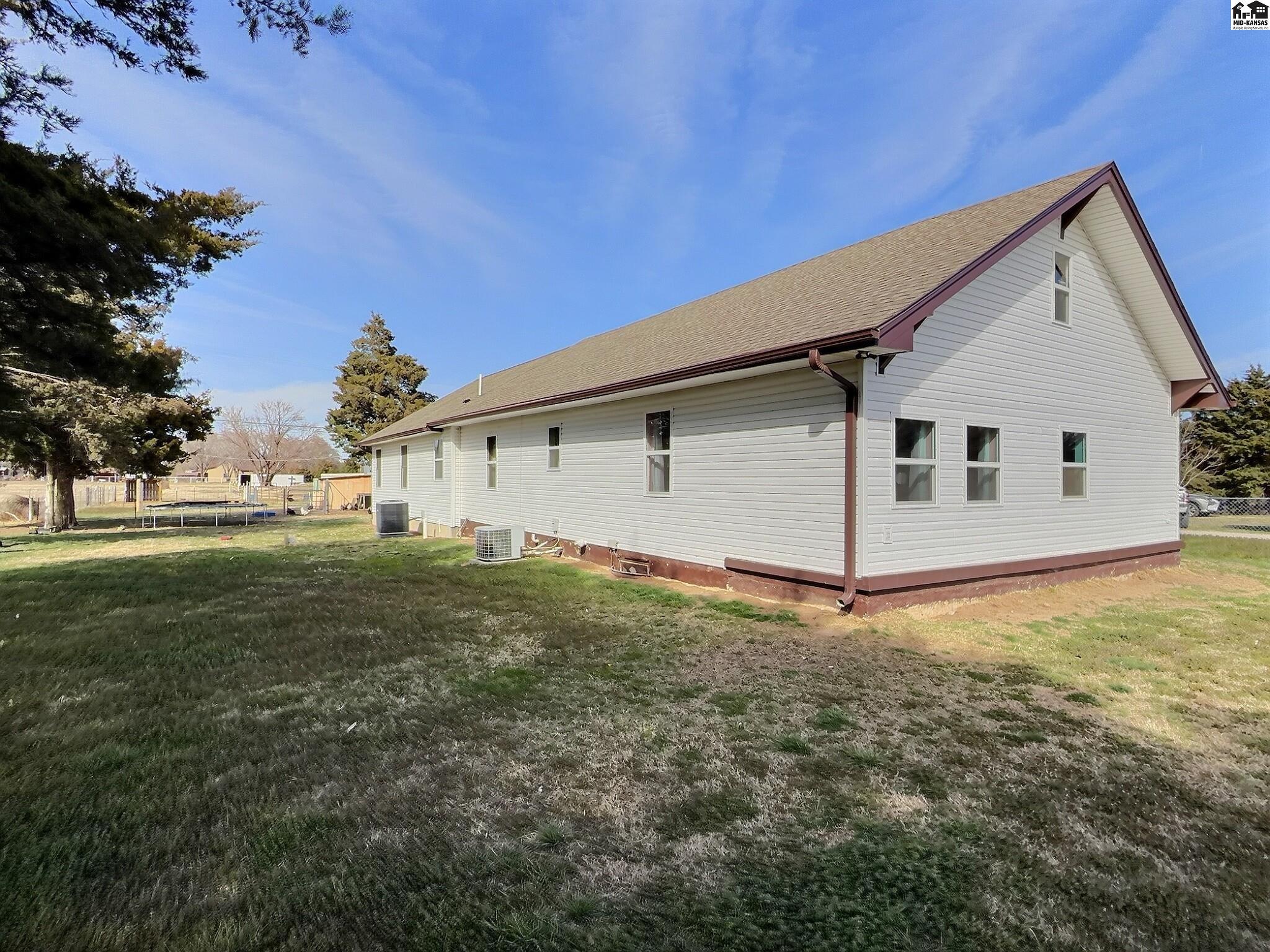 5016 E 4th Avenue Hutchinson KS 67501