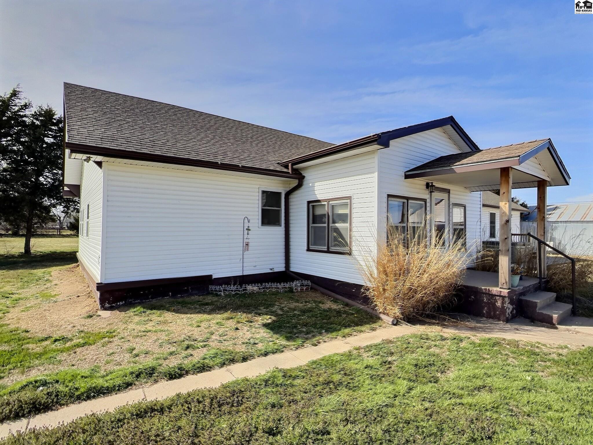5016 E 4th Avenue Hutchinson KS 67501