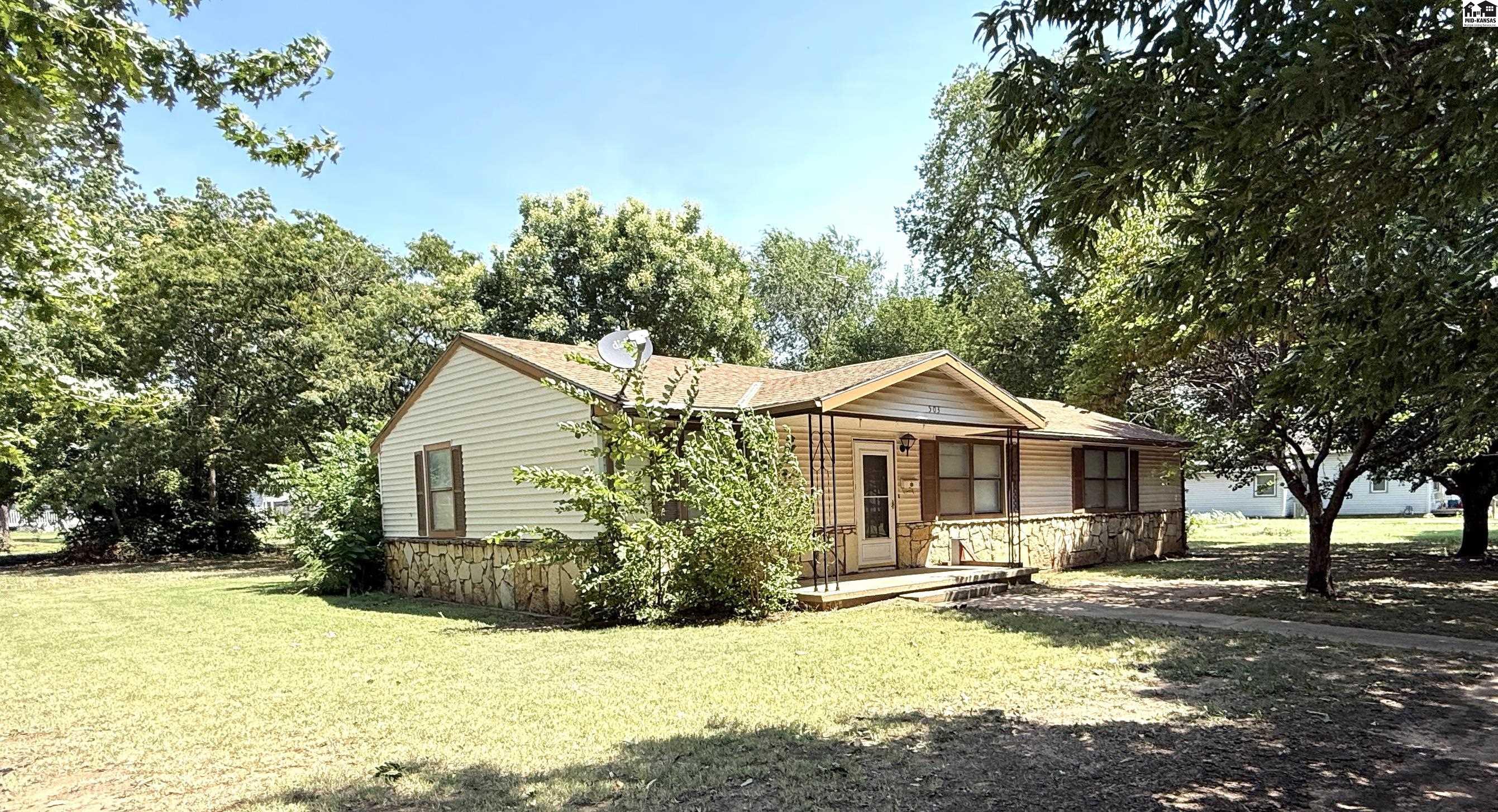 503 E Main Street Anthony KS 67003