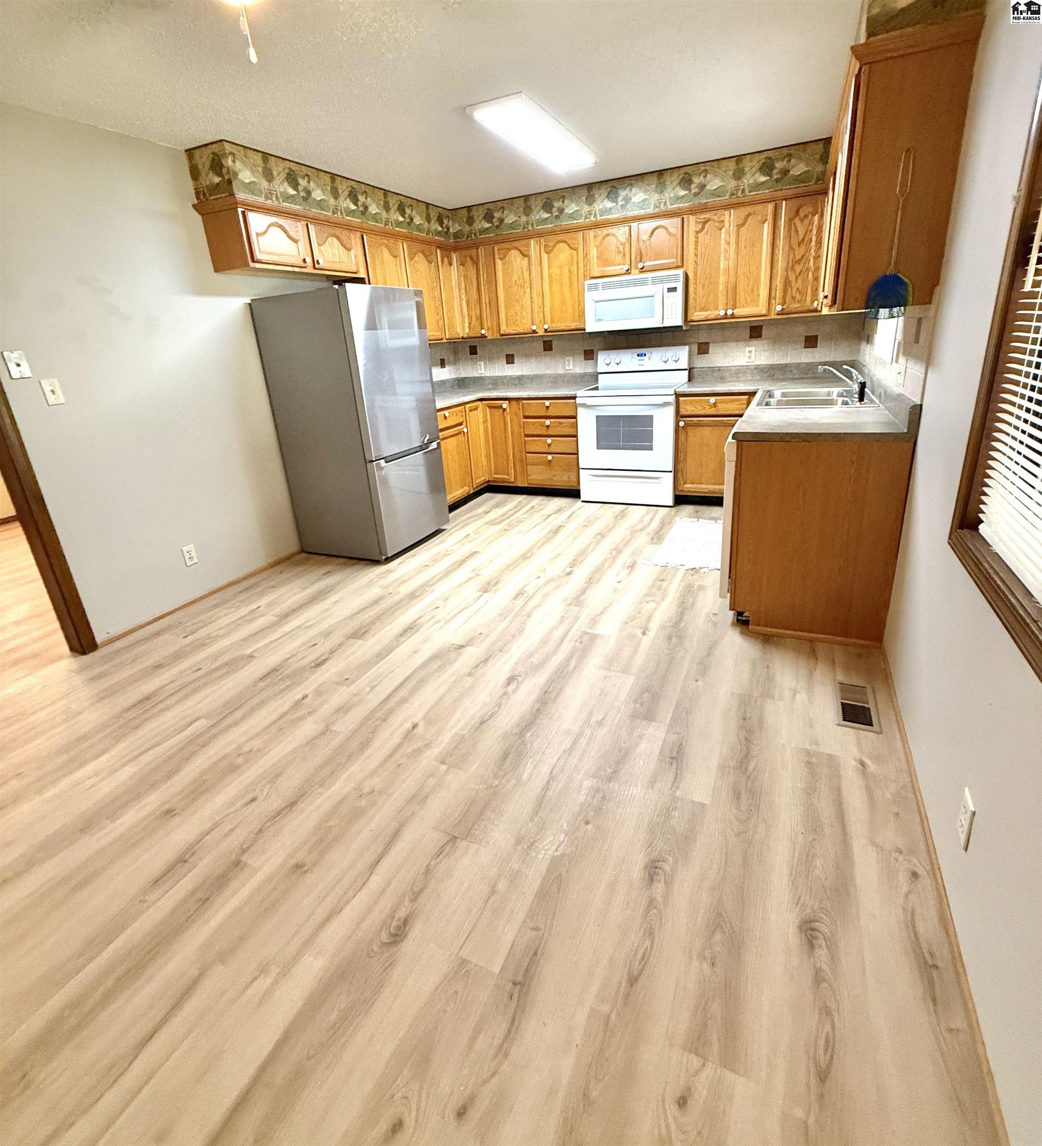 503 E Main Street Anthony KS 67003