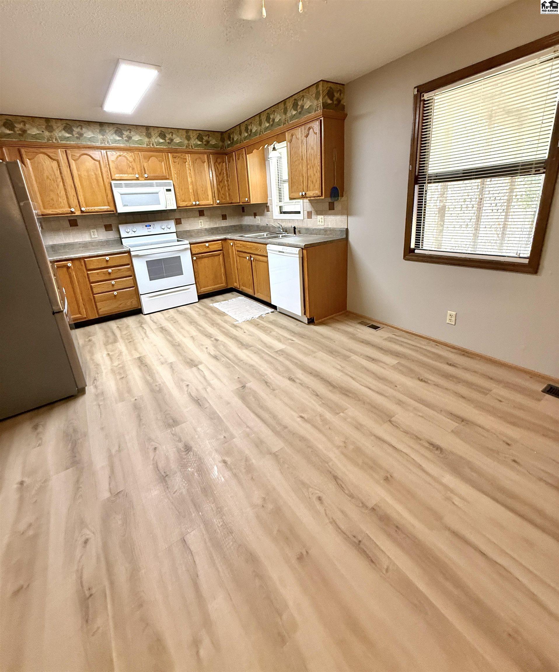 503 E Main Street Anthony KS 67003