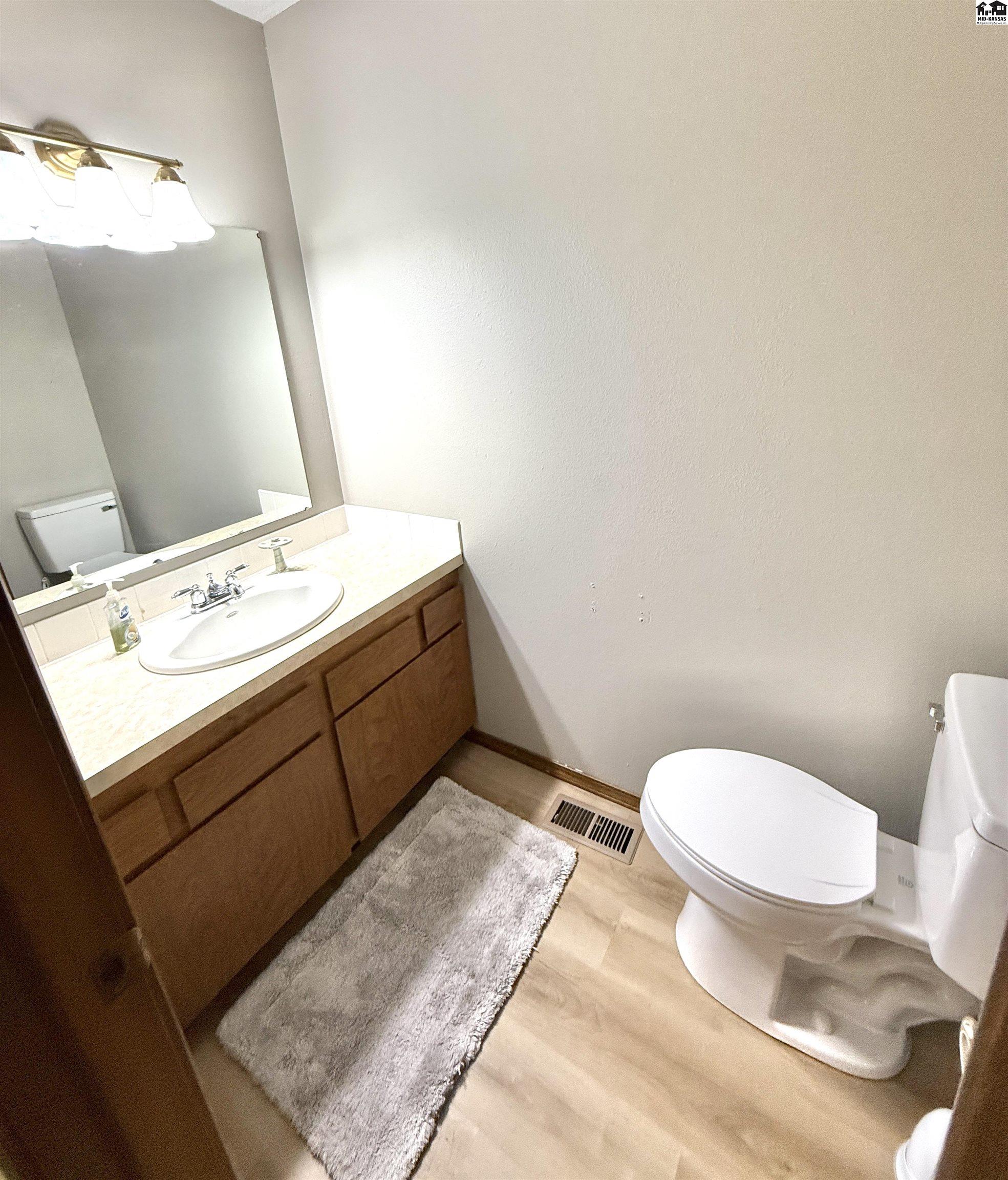 503 E Main Street Anthony KS 67003