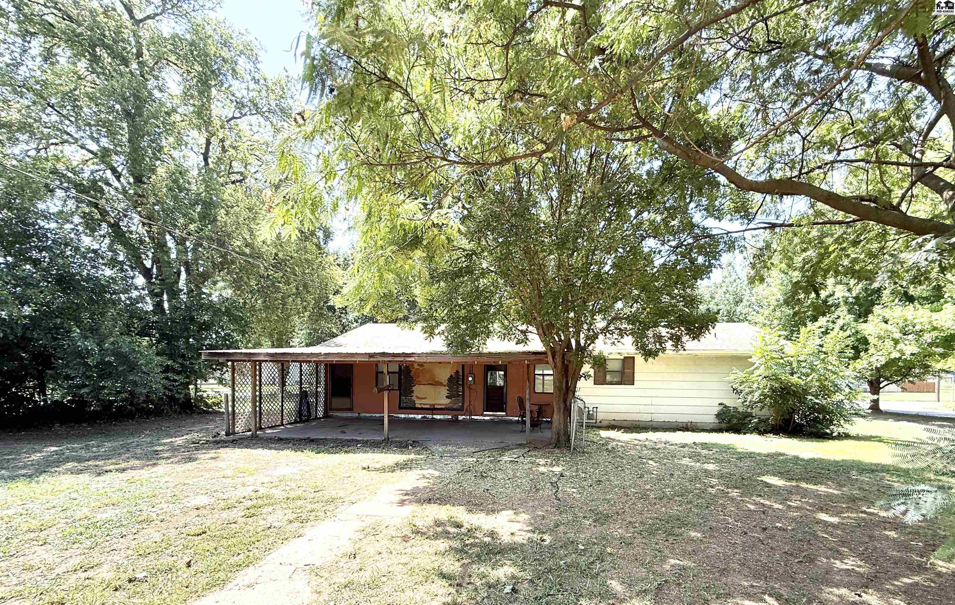 503 E Main Street Anthony KS 67003