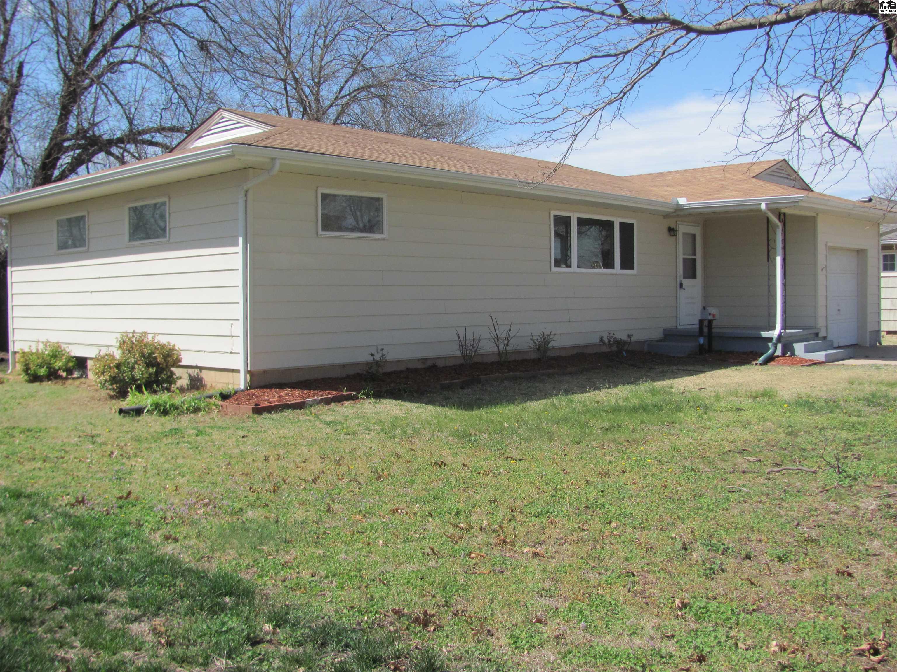 1815 N Sidney Street Kingman KS 67068
