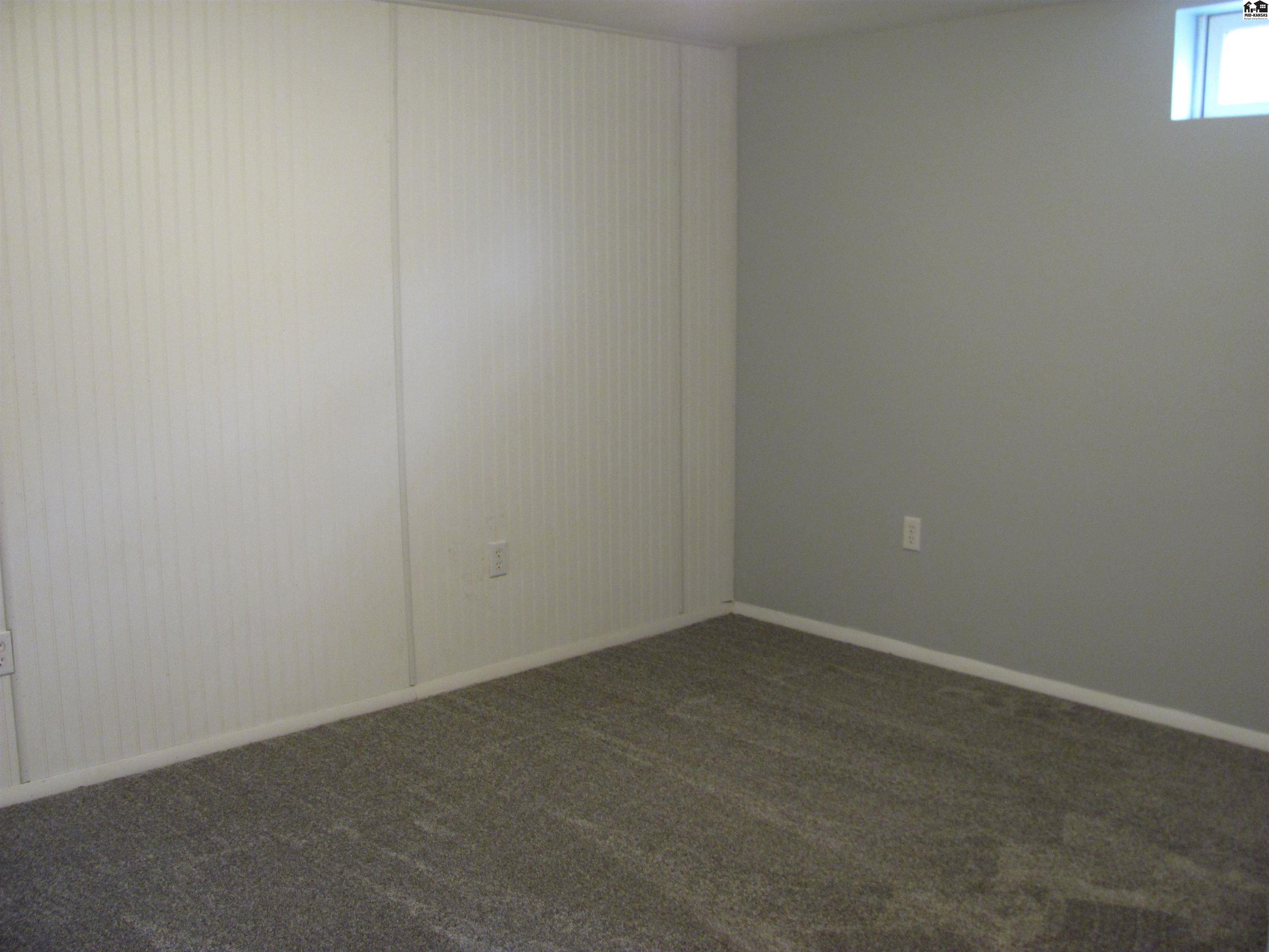 1815 N Sidney Street Kingman KS 67068