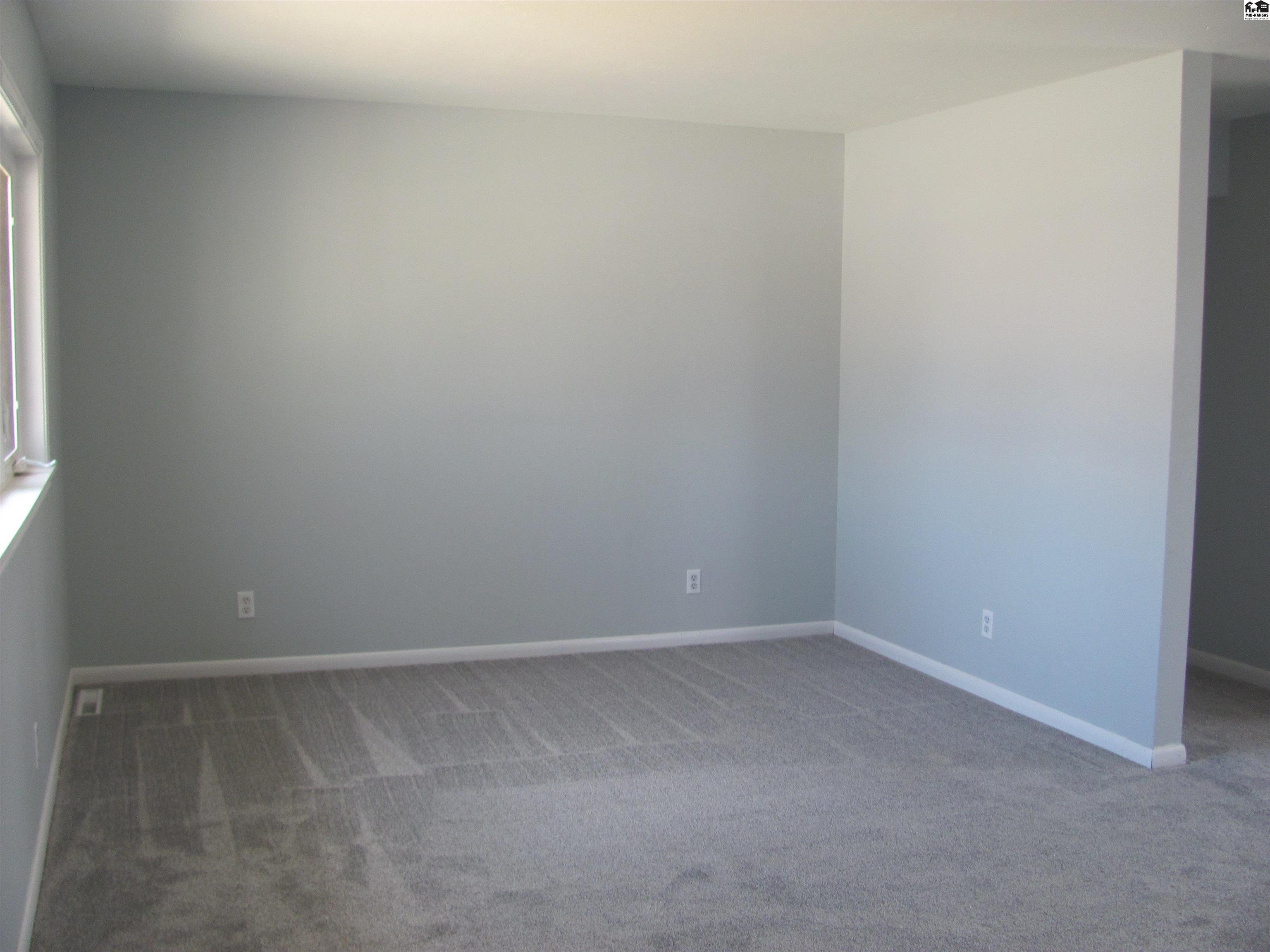 1815 N Sidney Street Kingman KS 67068