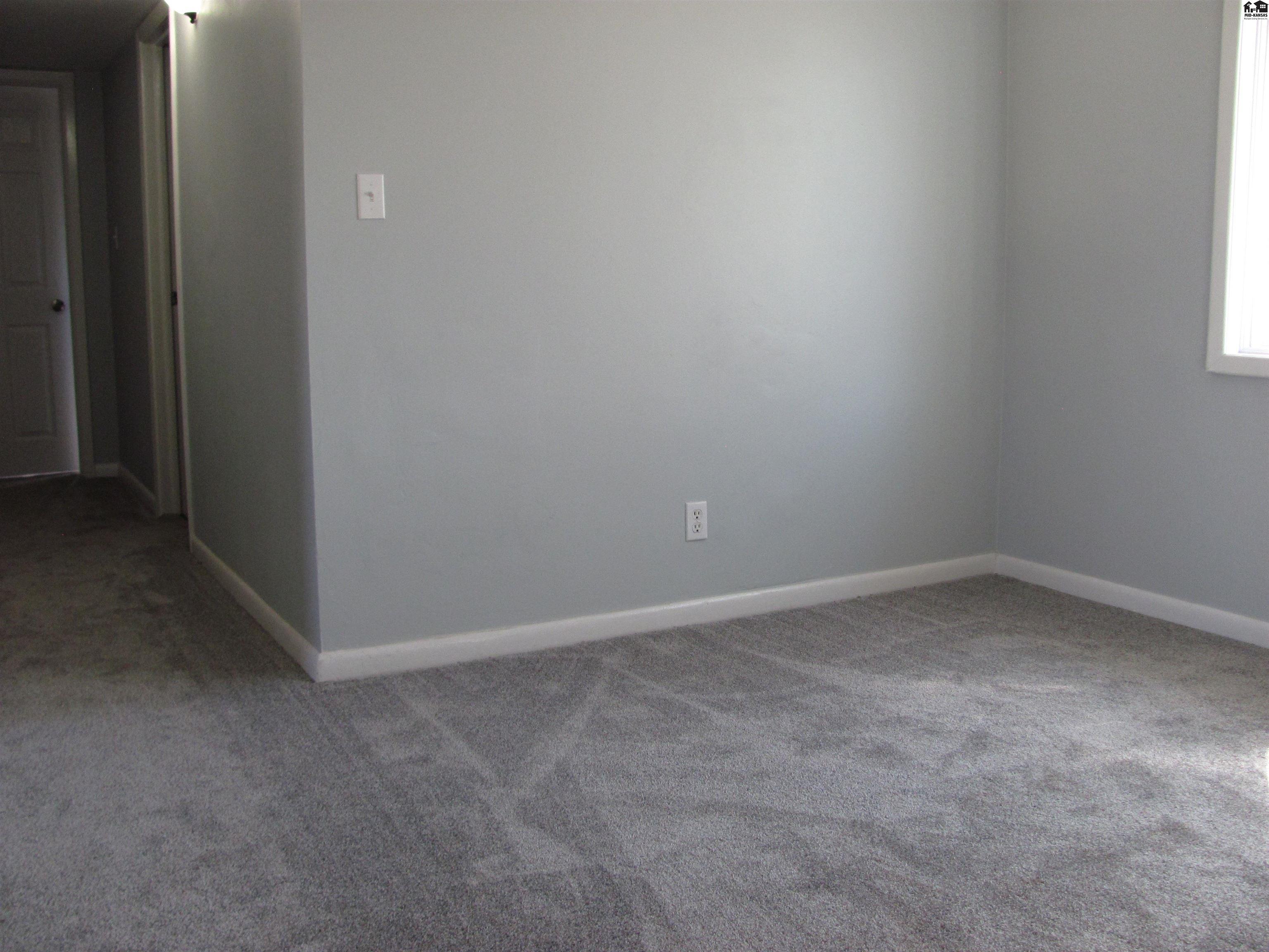 1815 N Sidney Street Kingman KS 67068