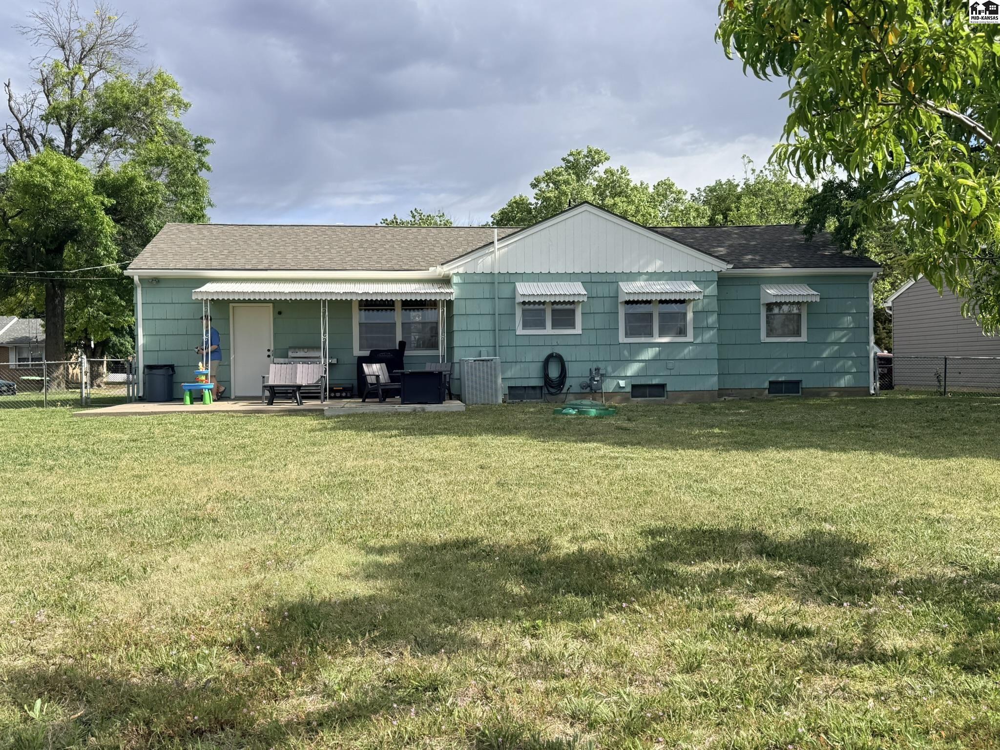 49 Random Road Hutchinson KS 67502