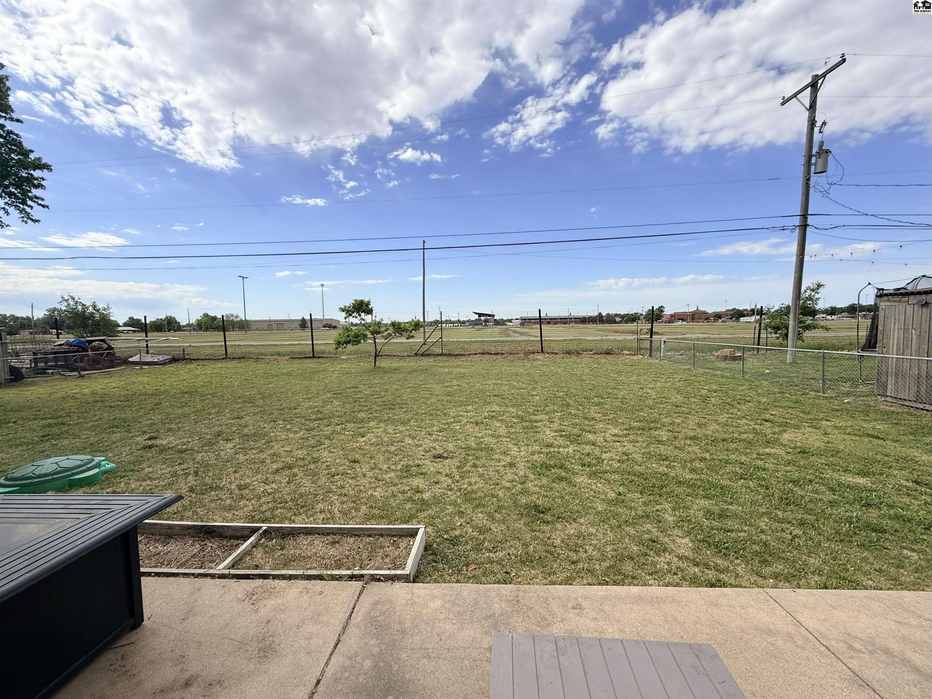 49 Random Road Hutchinson KS 67502
