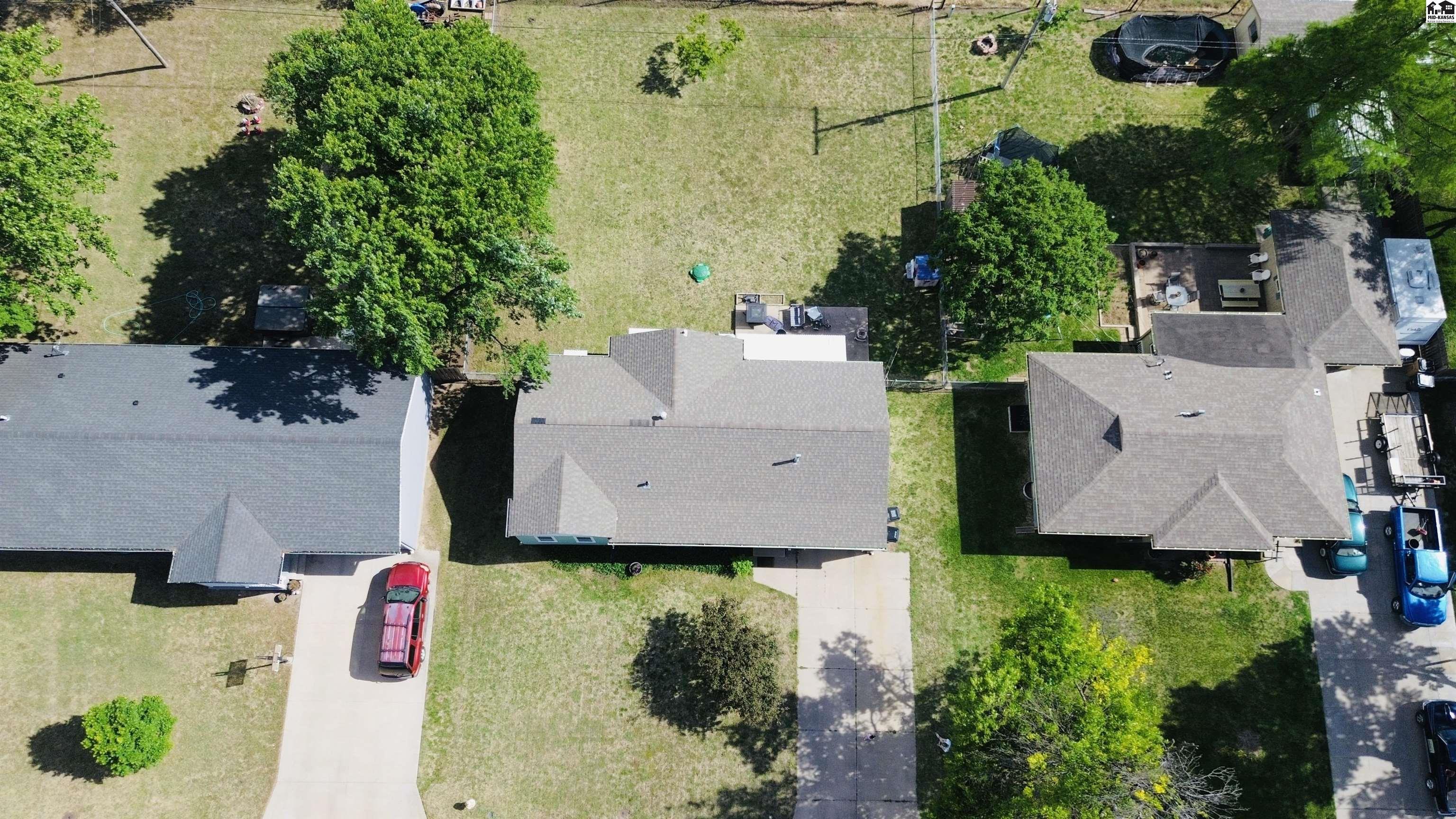 49 Random Road Hutchinson KS 67502